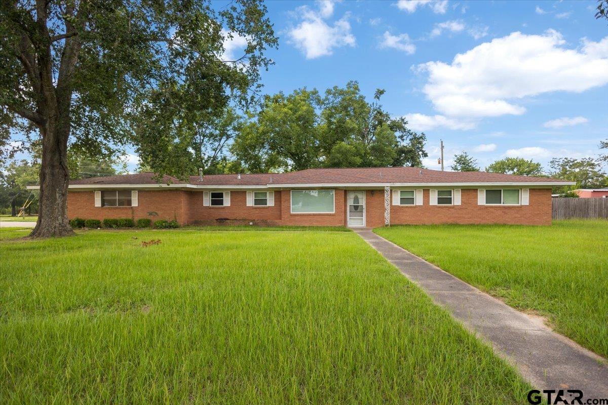 1201 Johnson Drive Property Photo 1