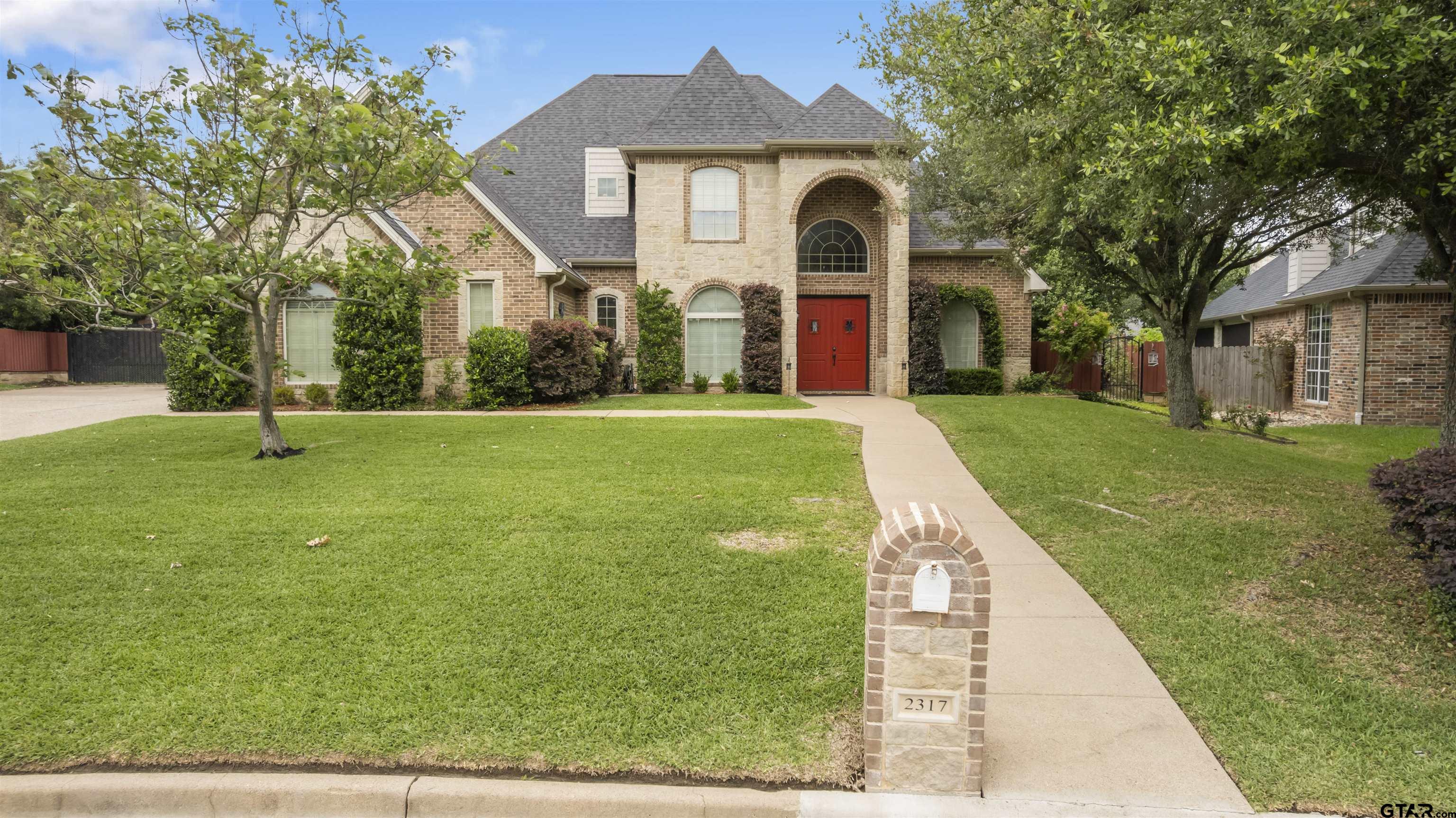 2317 Firestone Circle Property Photo 1