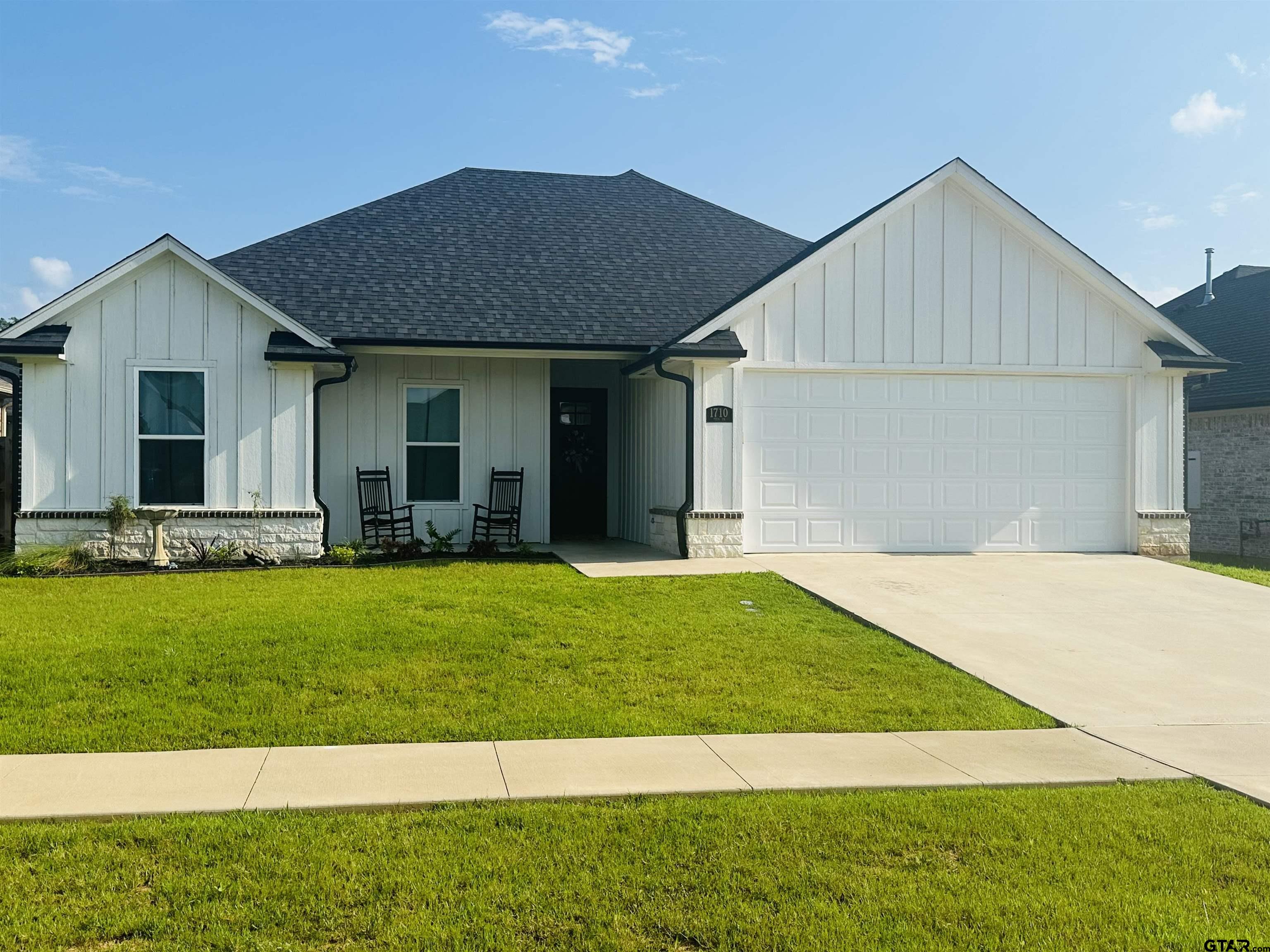 1710 Tres Dr. Property Photo 1