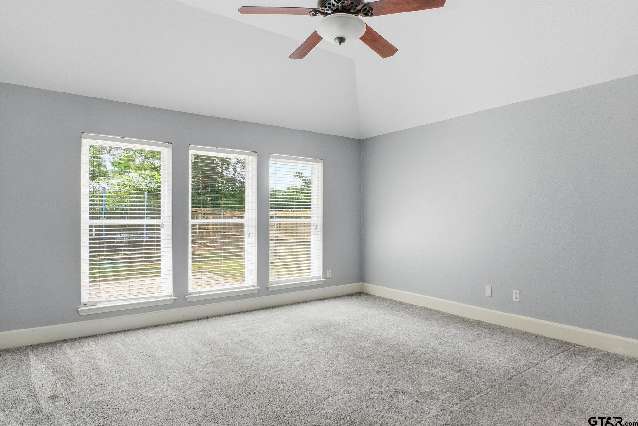 681 Frederick Cir. Property Photo 13