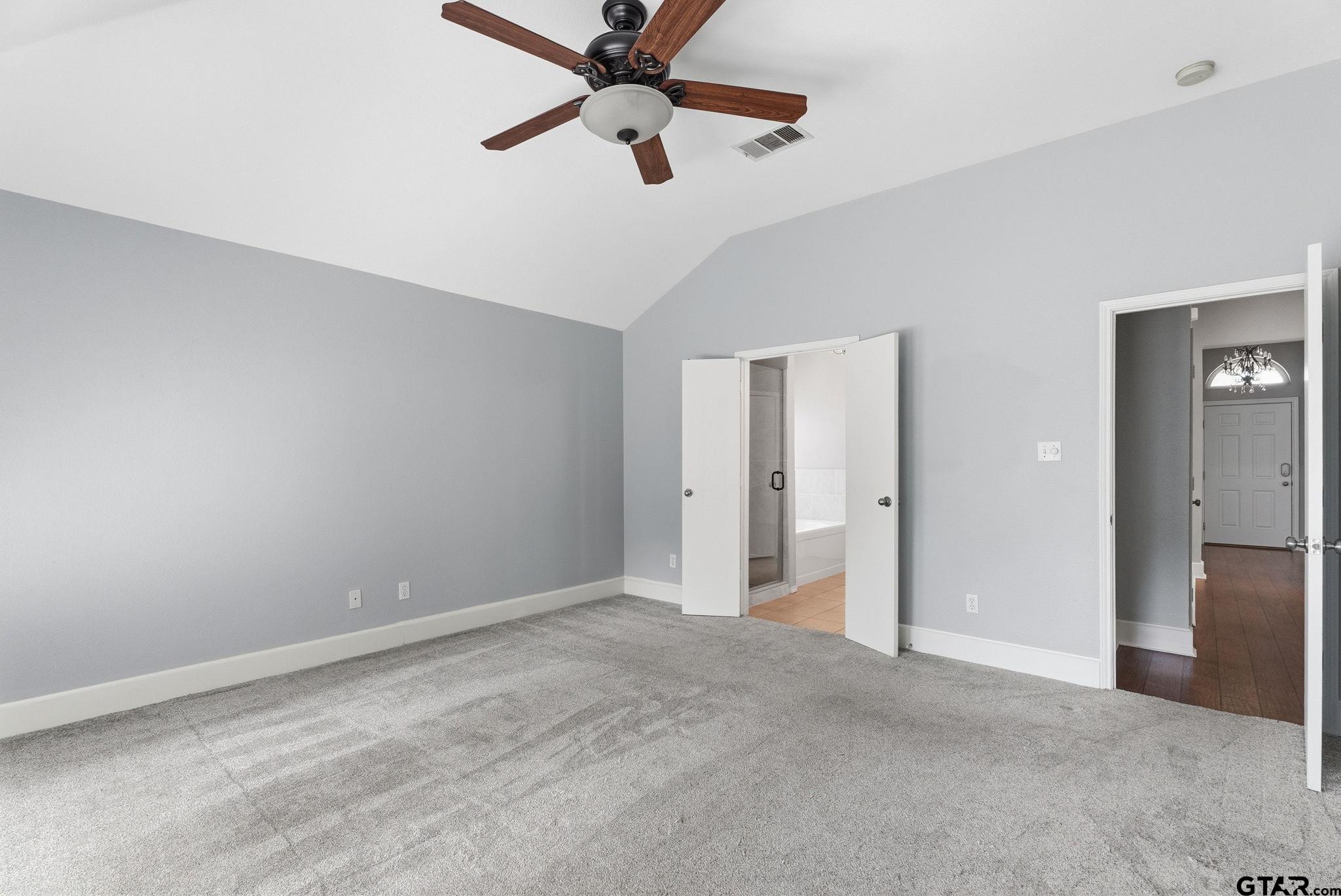 681 Frederick Cir. Property Photo 14