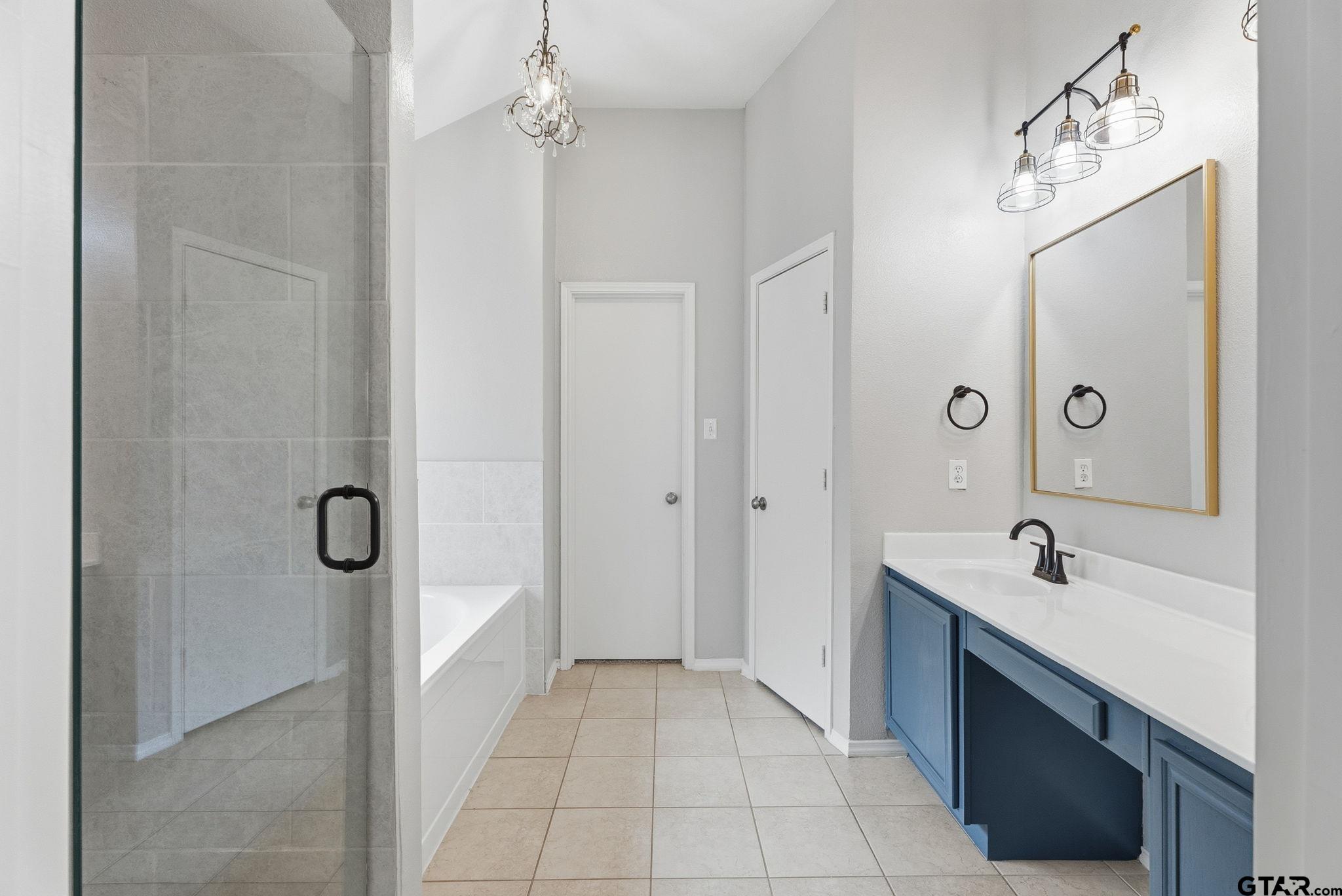 681 Frederick Cir. Property Photo 15