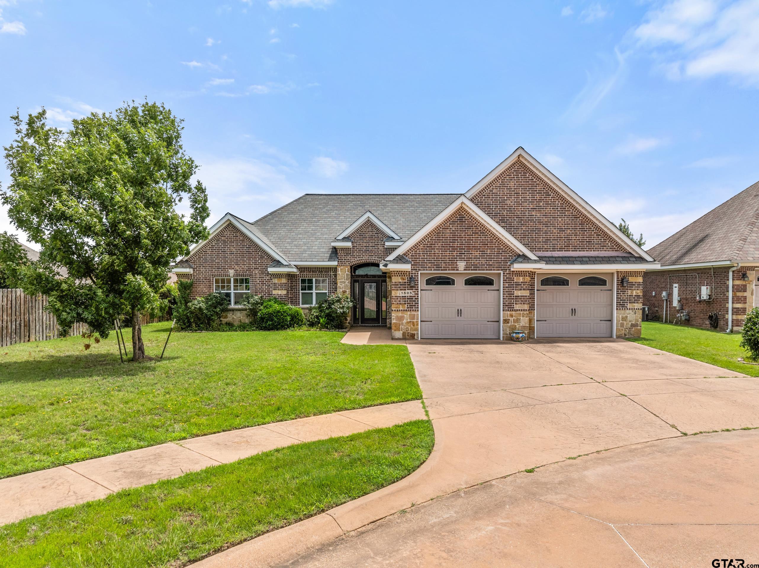 1505 Lucy Cir Property Photo 1