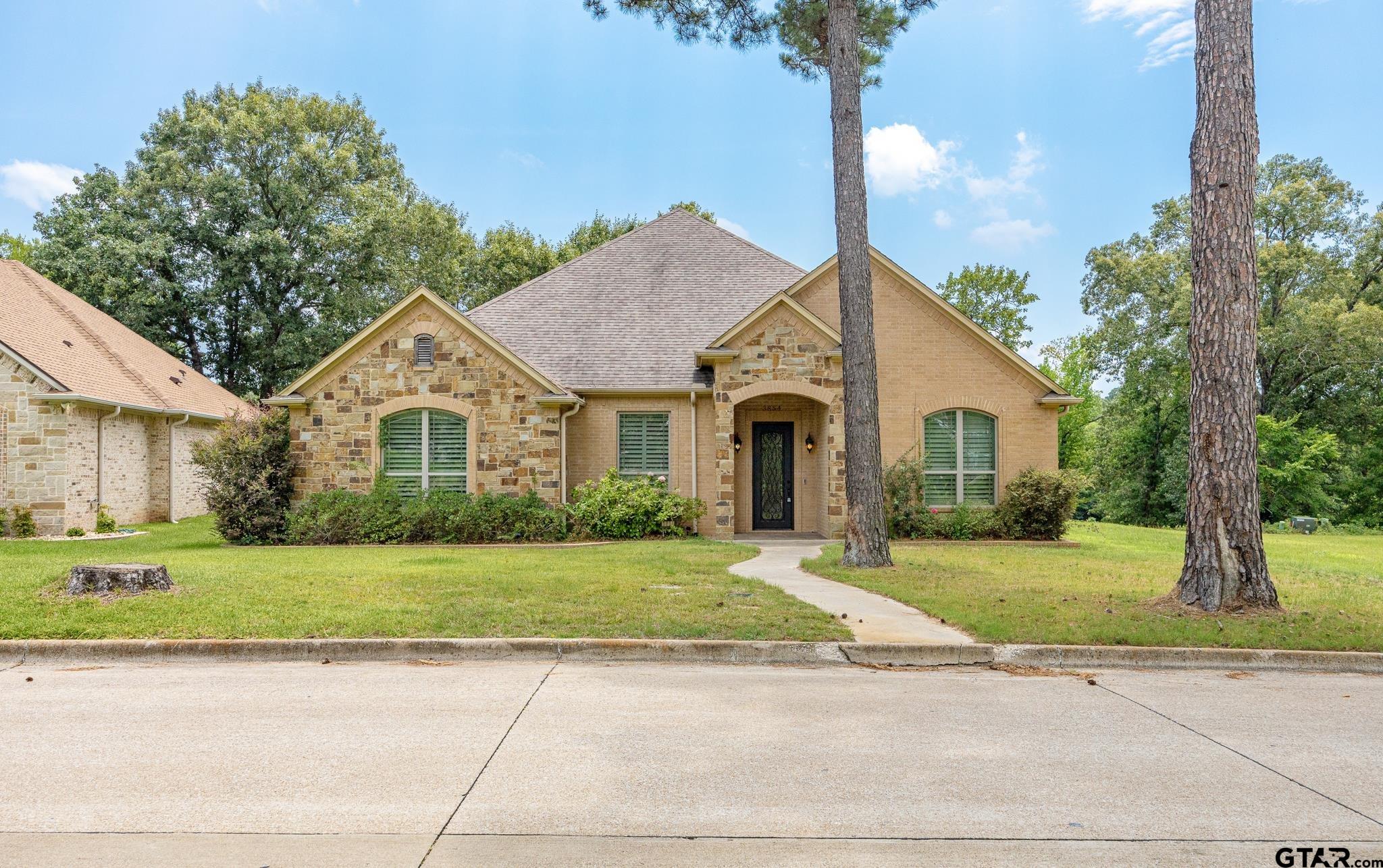 3854 Hogan Dr Property Photo 1