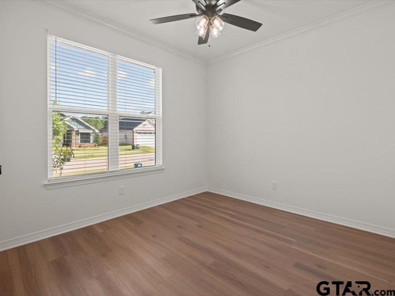 7929 Greenhill Drive Property Photo 10