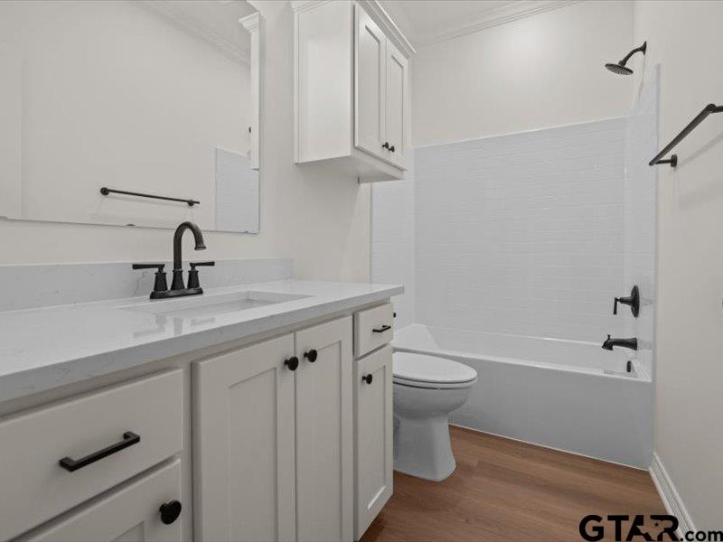 7929 Greenhill Drive Property Photo 11