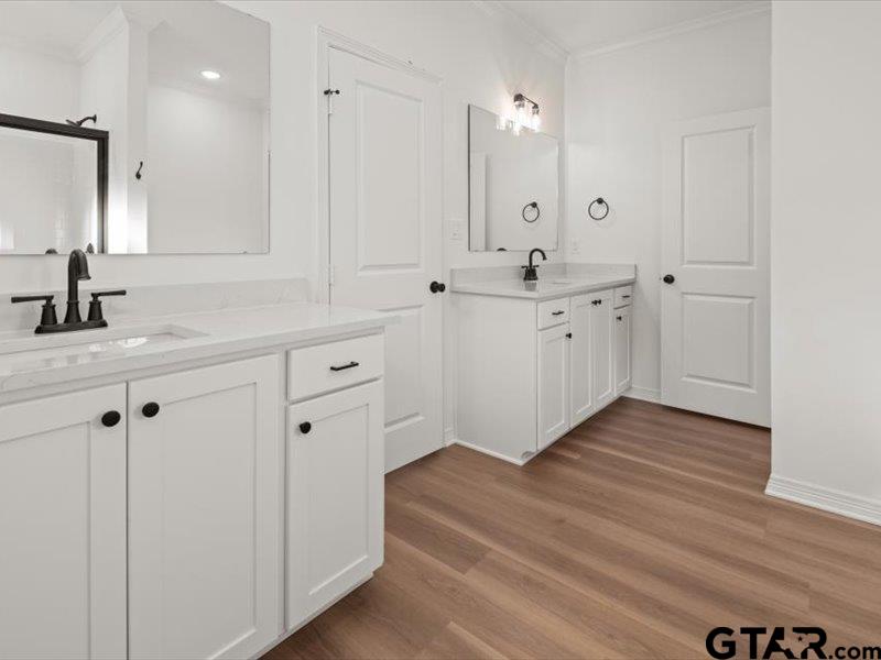 7929 Greenhill Drive Property Photo 23