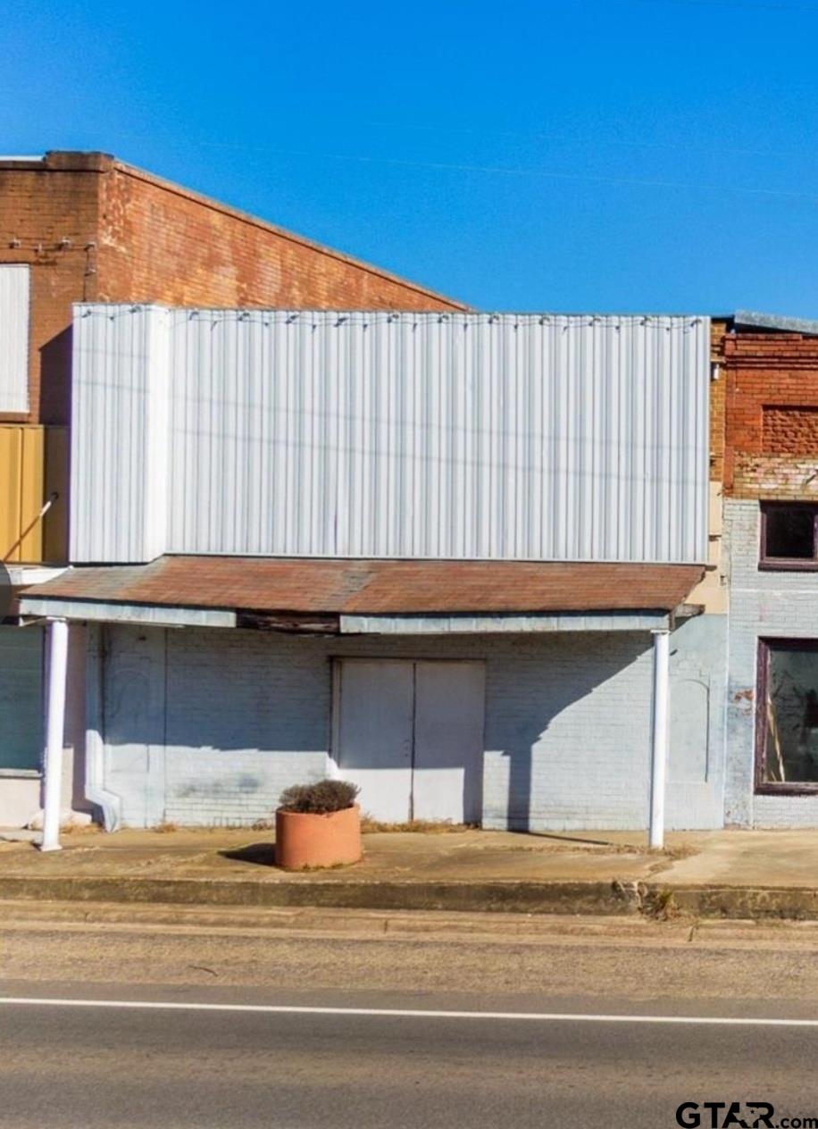 103 S Commerce St Property Photo 1