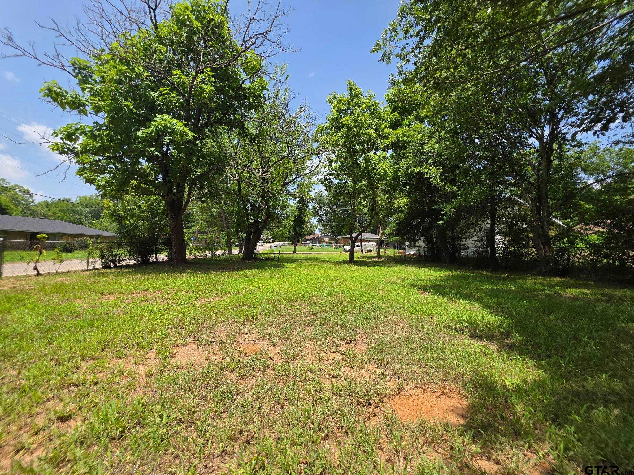 250 Cedar St Property Photo 1