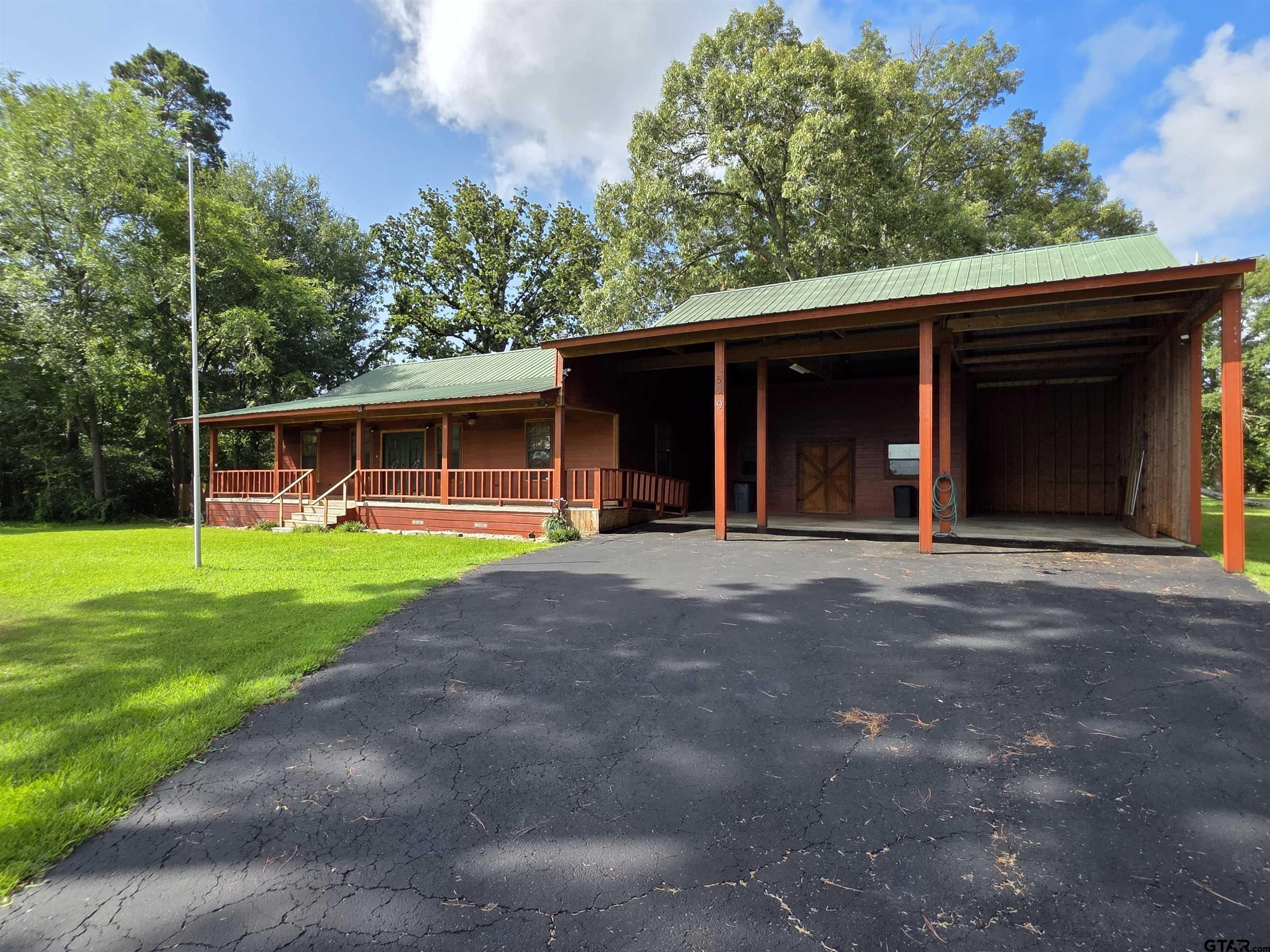 529 Wildewood Drive Property Photo 1