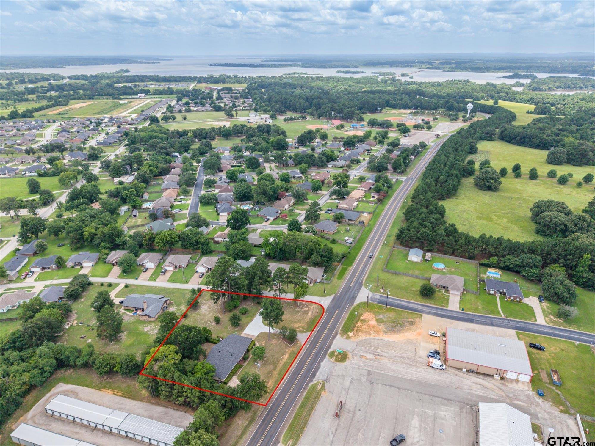 501 S Broad Property Photo 1