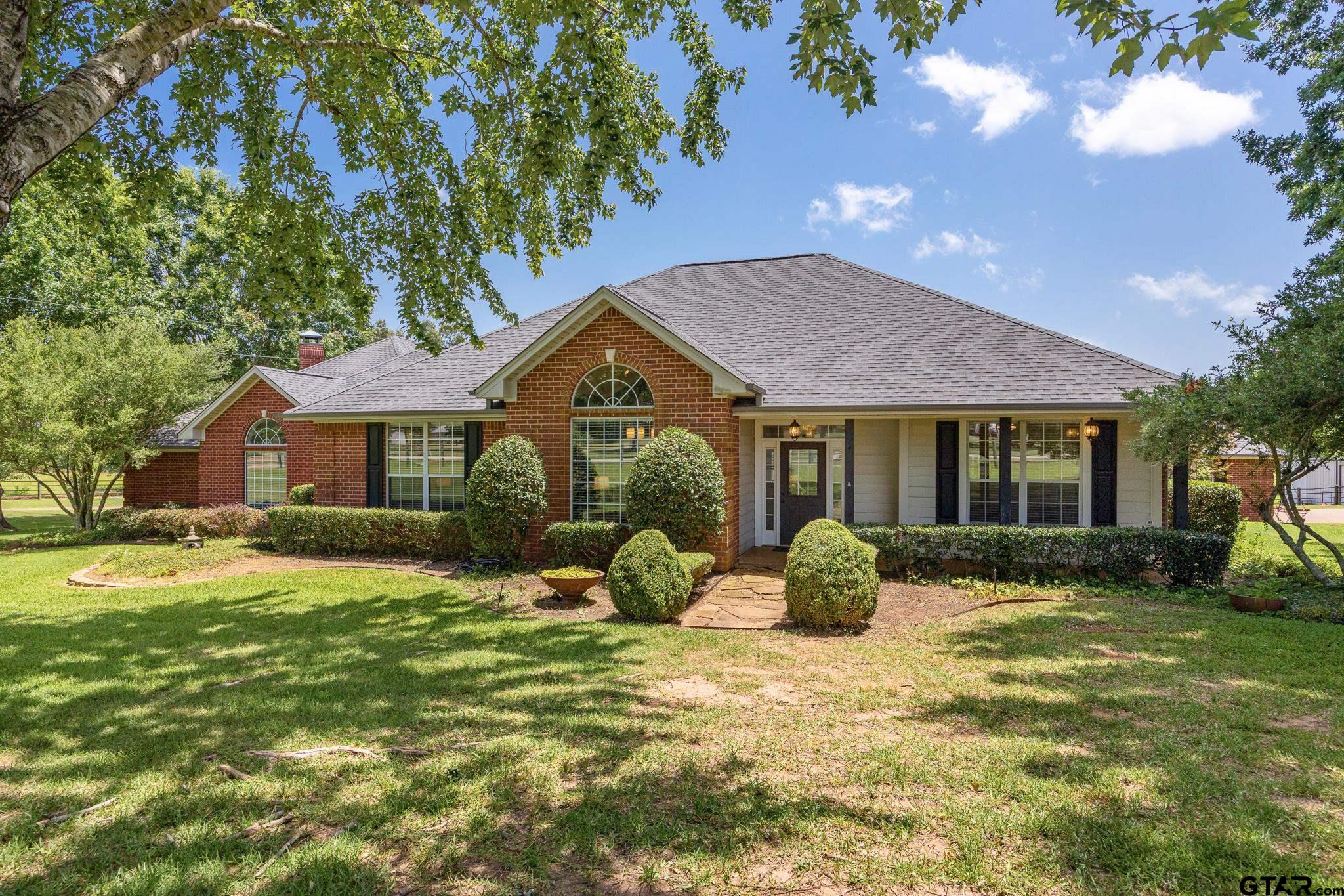 10898 Ardis St Property Photo 1
