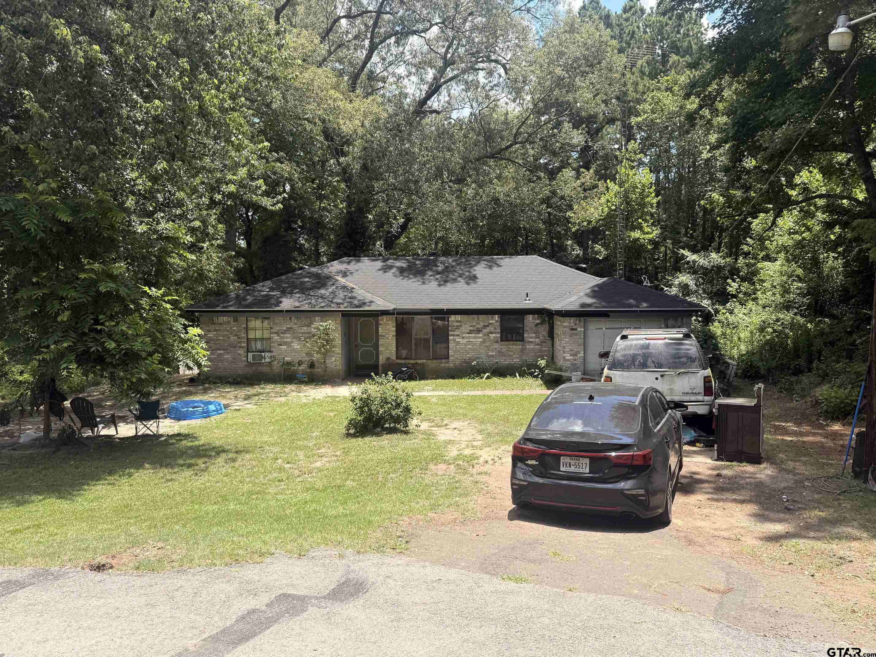 14110 Creekview Circle Property Photo 1