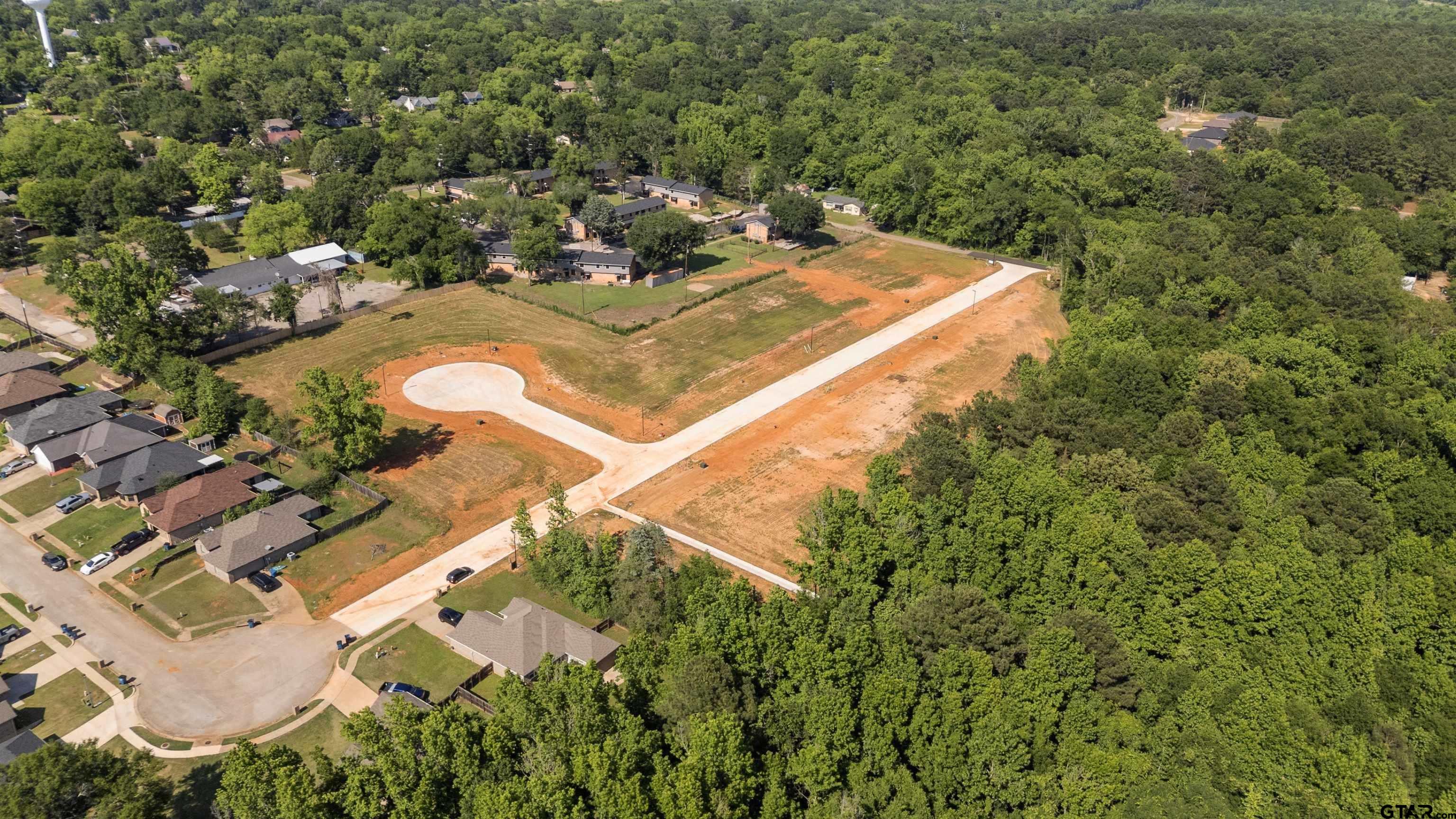 504 Driftwood Circle Property Photo 12