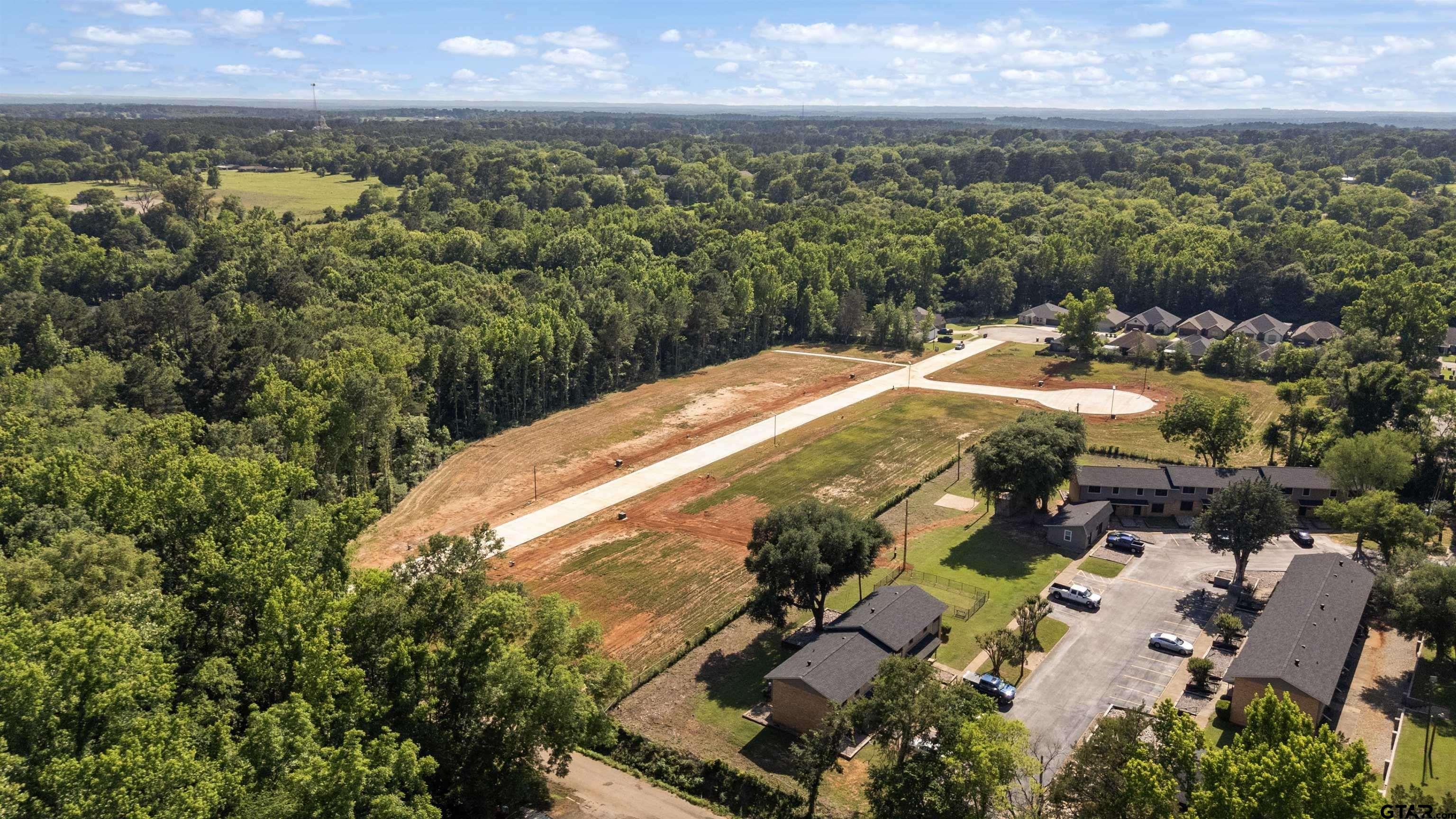 504 Driftwood Circle Property Photo 16