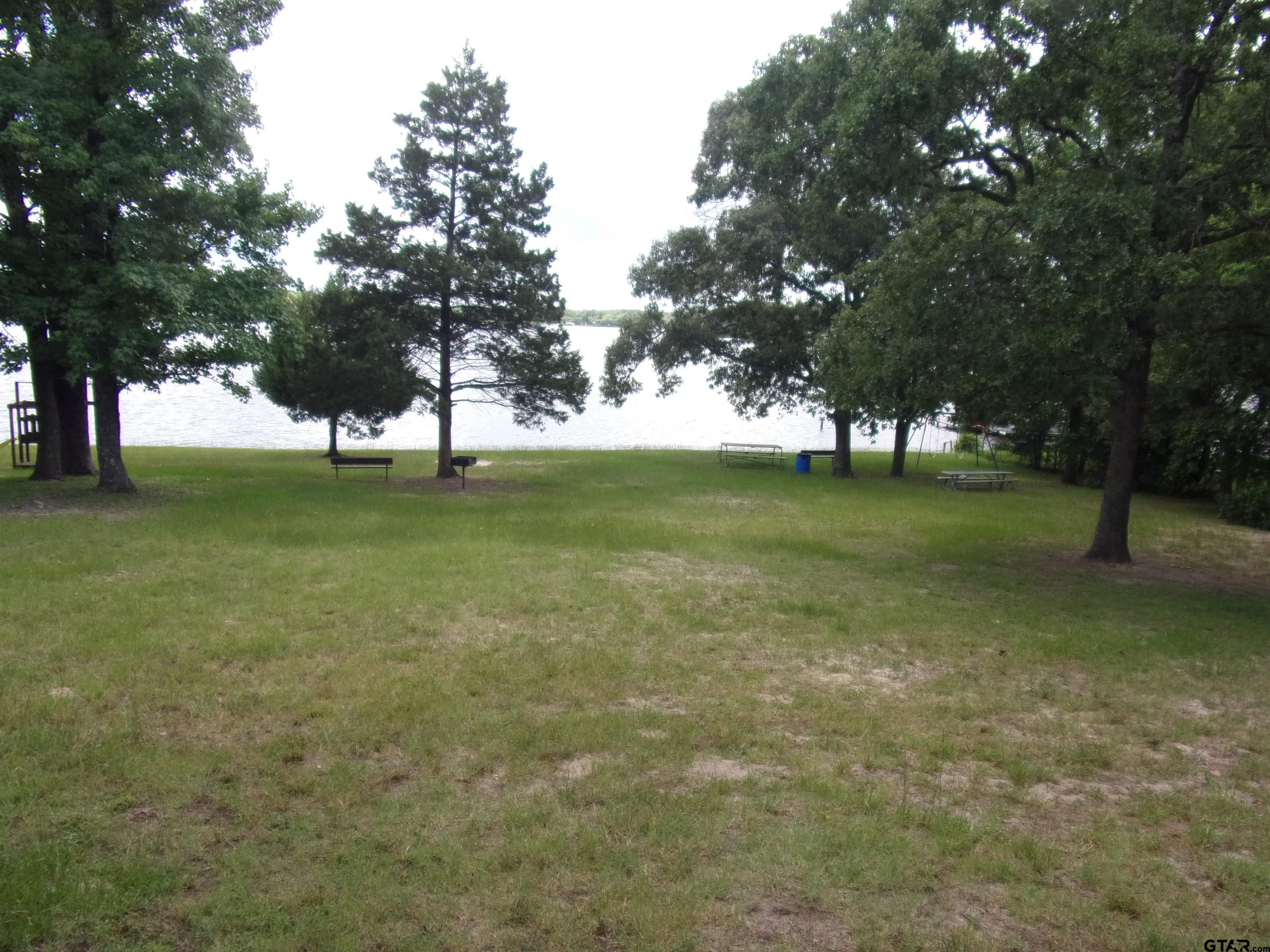 000 Dogwood Drive Property Photo 14