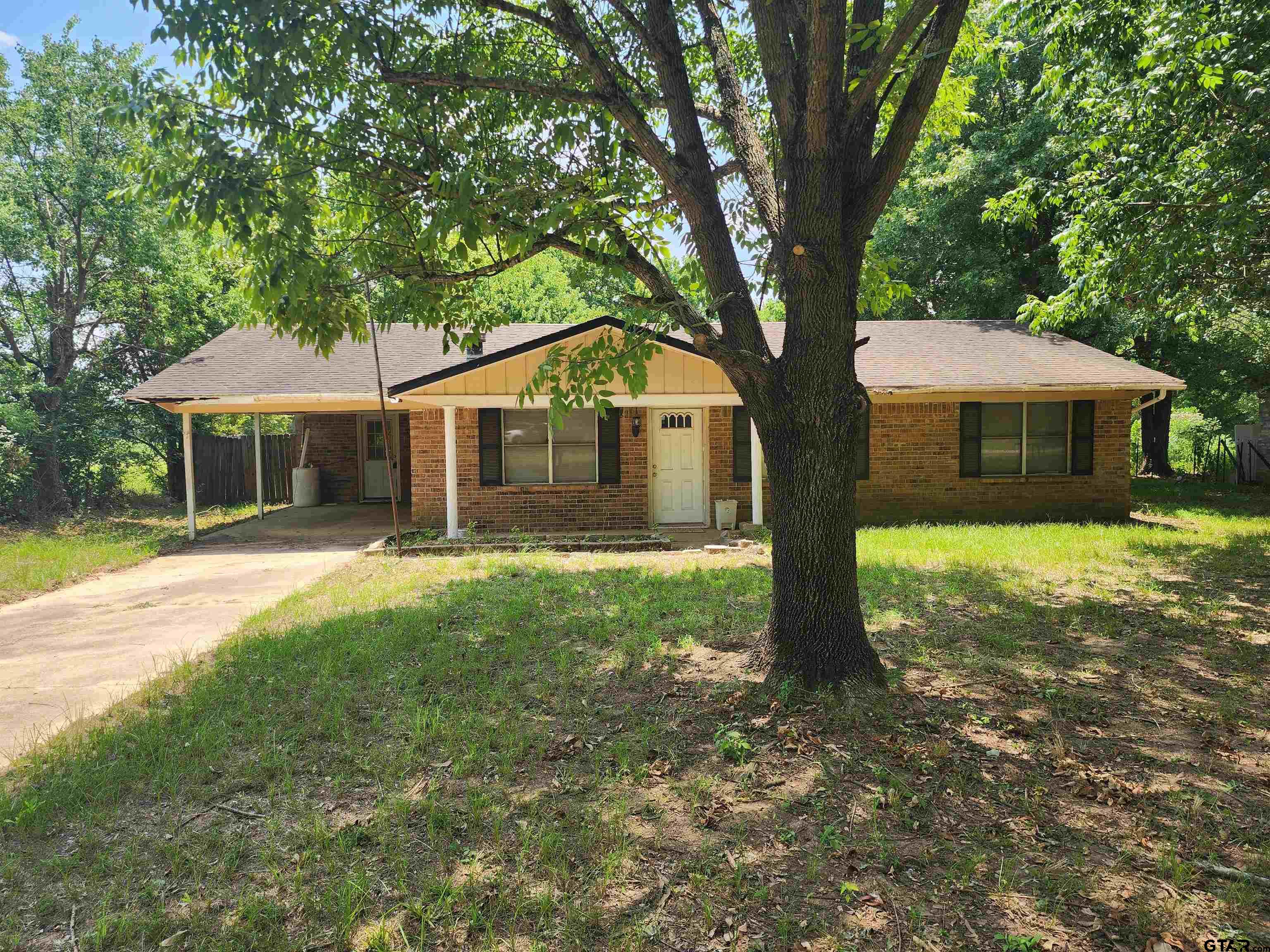 160 Cr 4108 Property Photo 1