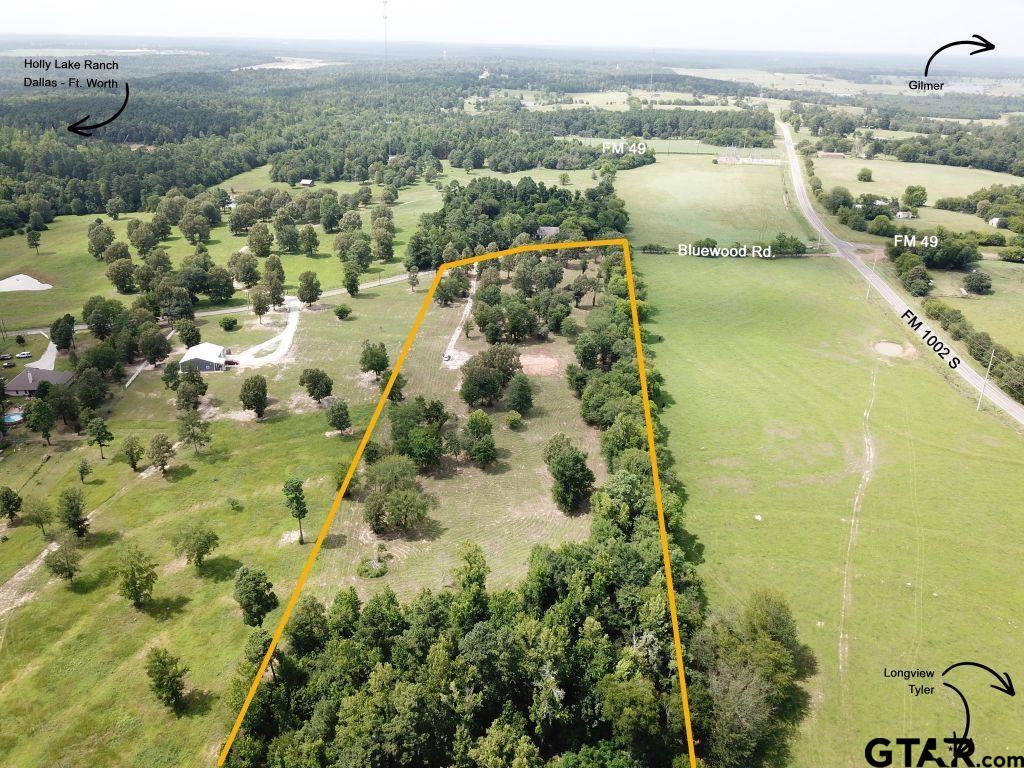 151 Bluewood Rd Property Photo 2