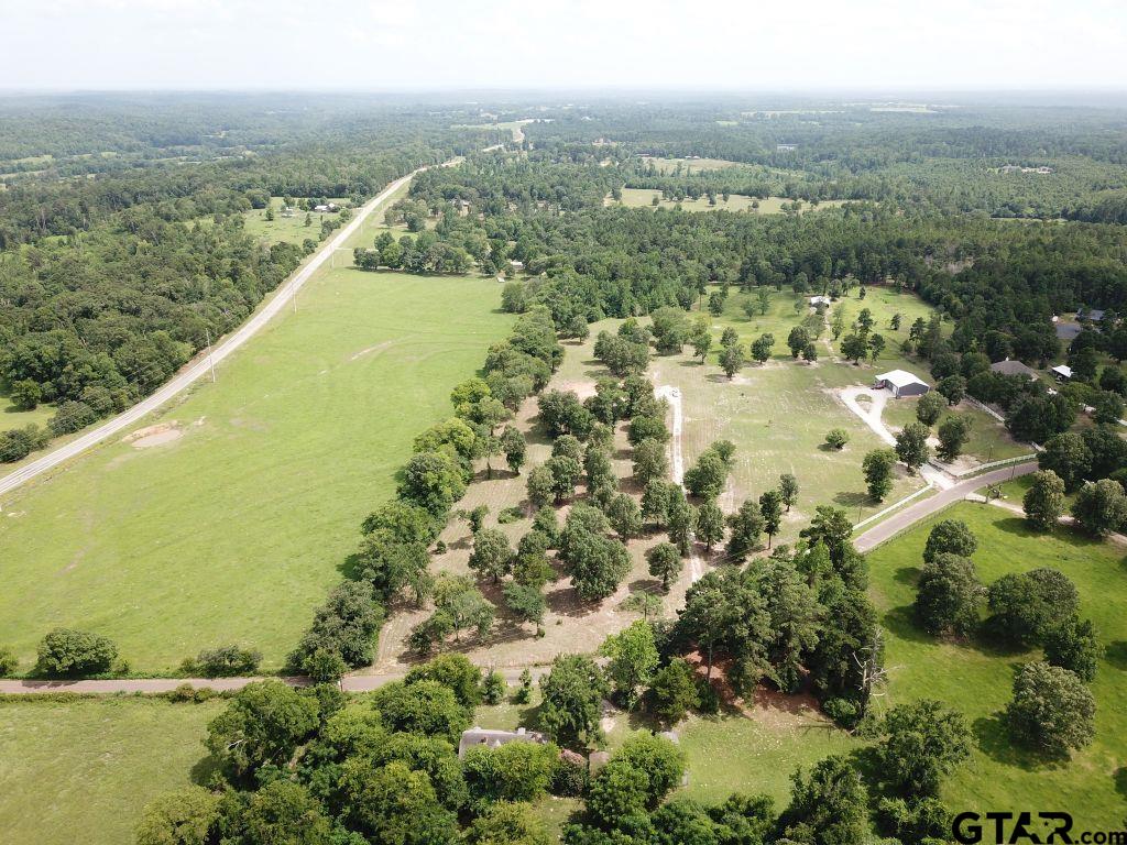 151 Bluewood Rd Property Photo 8