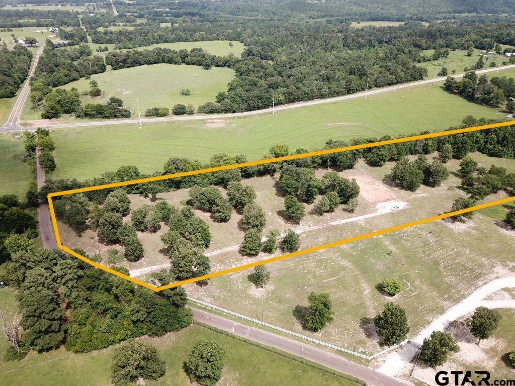 151 Bluewood Rd Property Photo 11