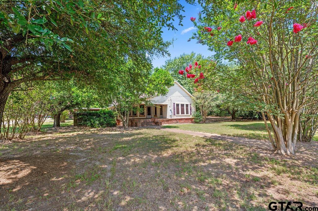 211 S Olive Property Photo 1