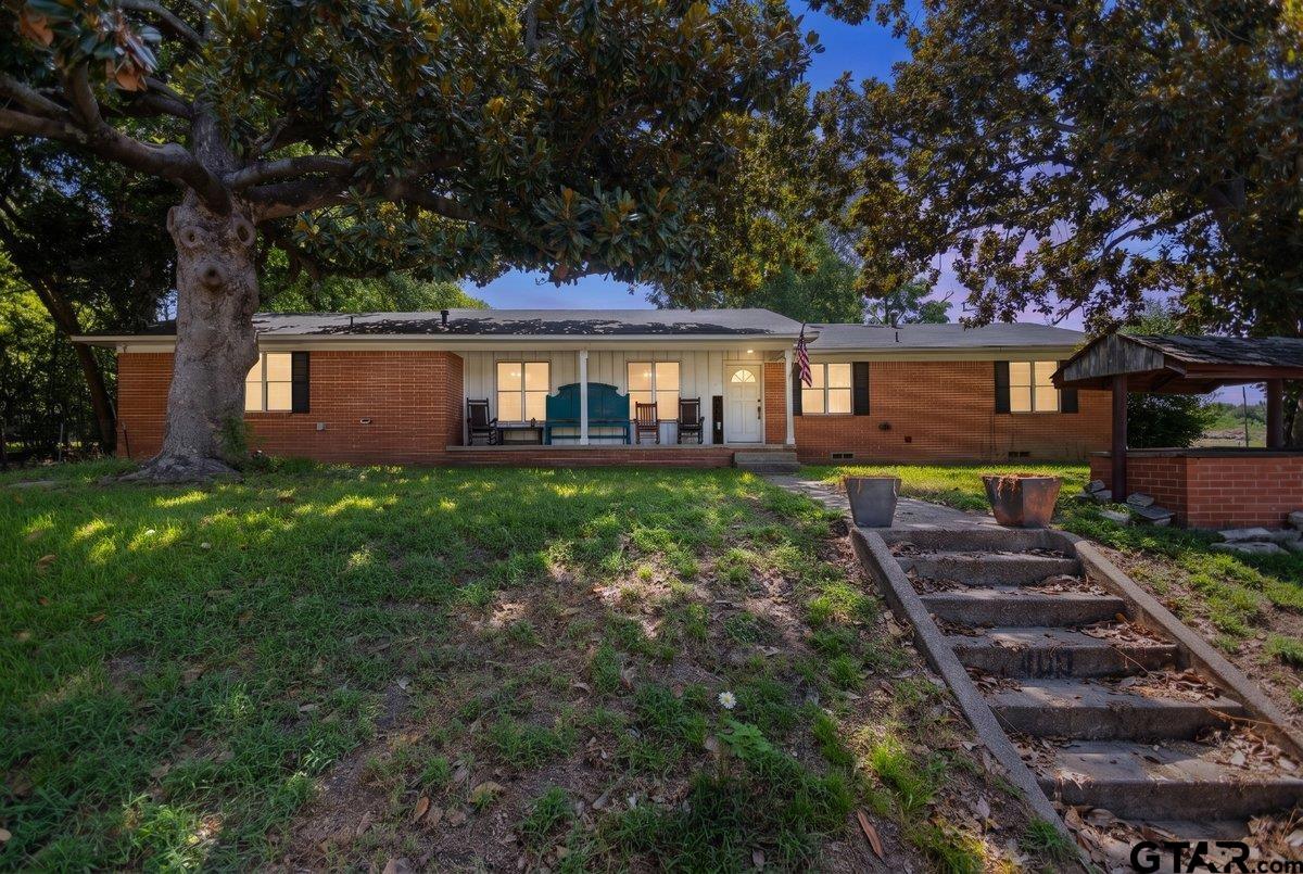 400 N Motley Property Photo 1