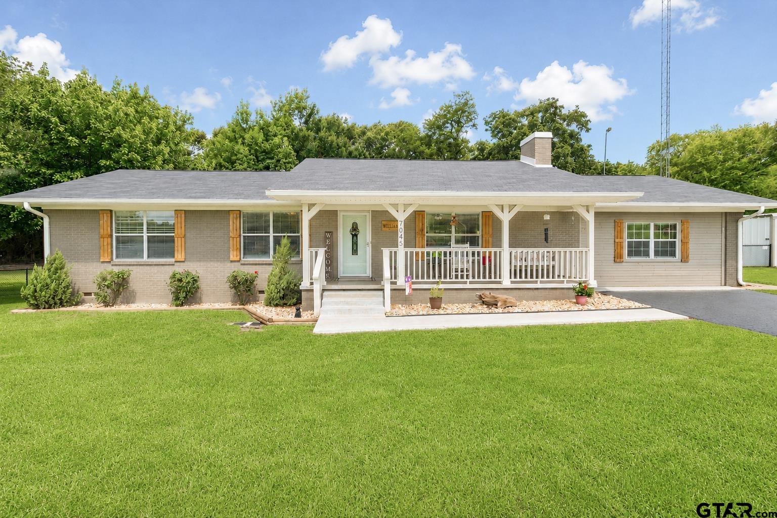 7045 Fm 1803 Property Photo 1