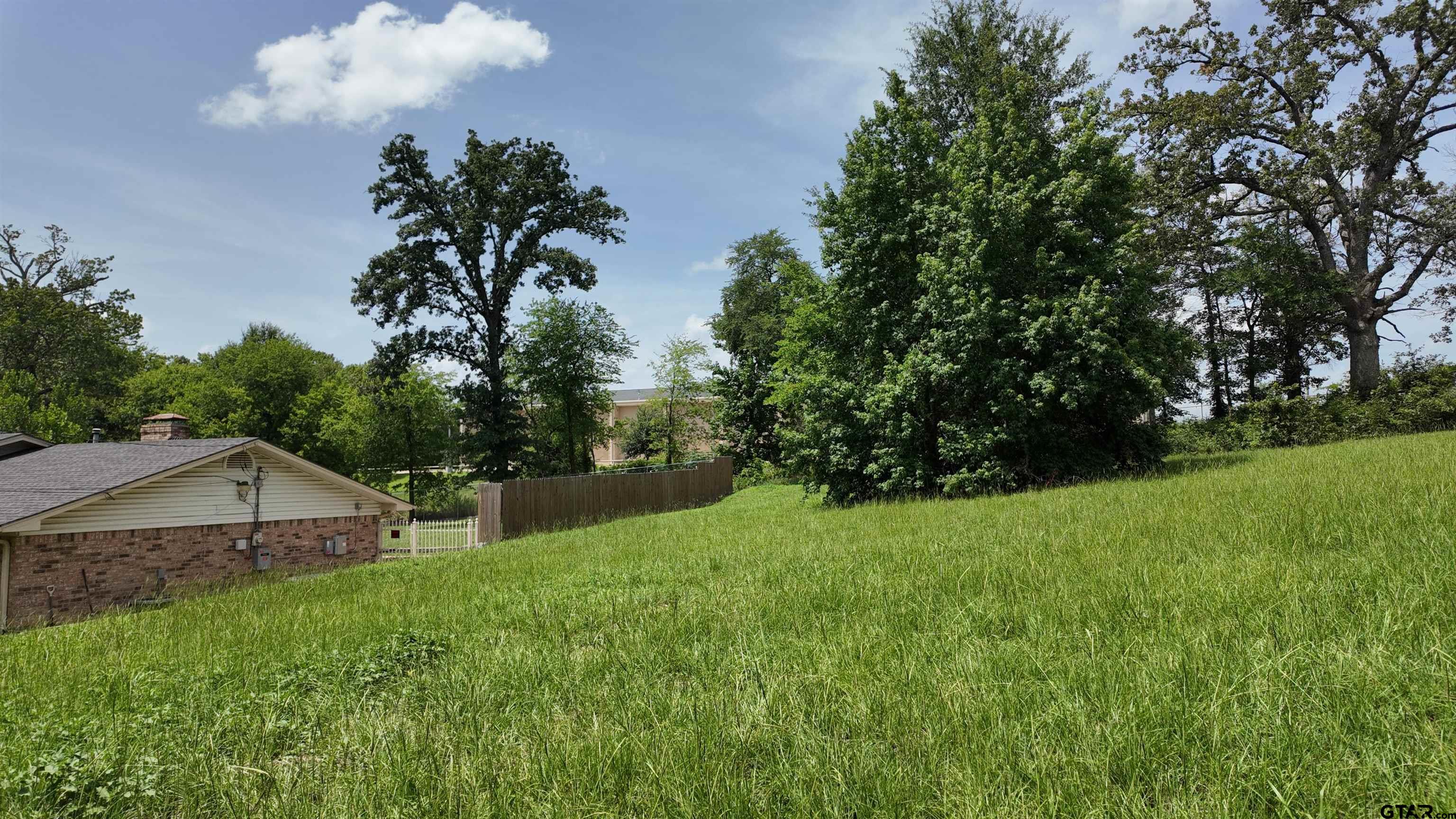 3601 Brazos Blvd. Property Photo 4