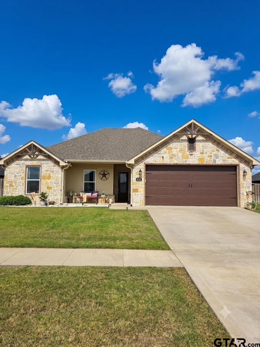 1712 Stephanie Dr Property Photo 1