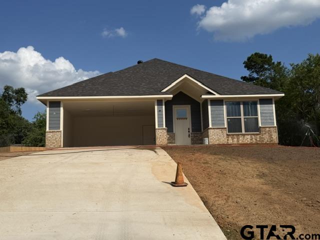 107 SILVEY DR