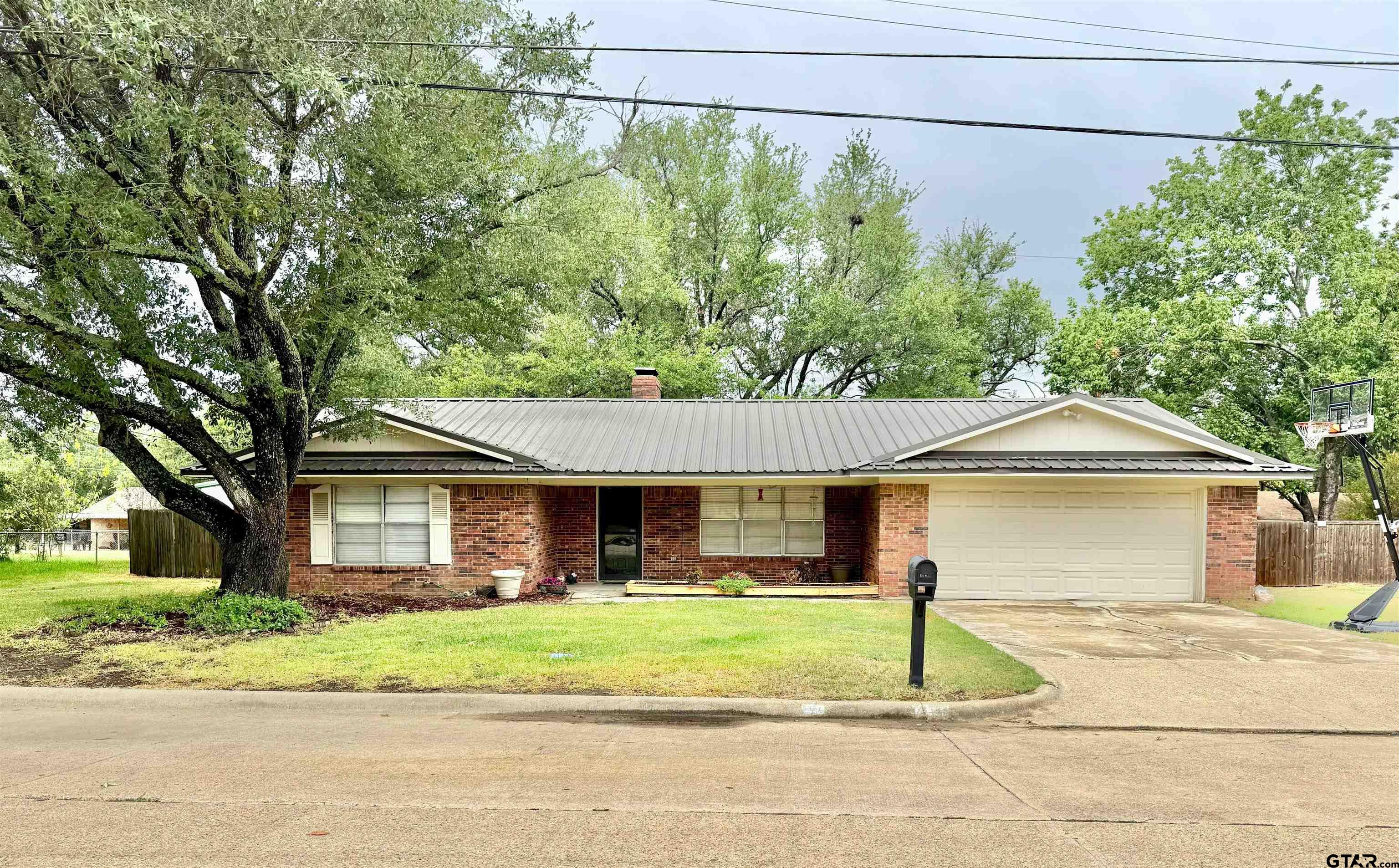 1785 Cypress Ln
