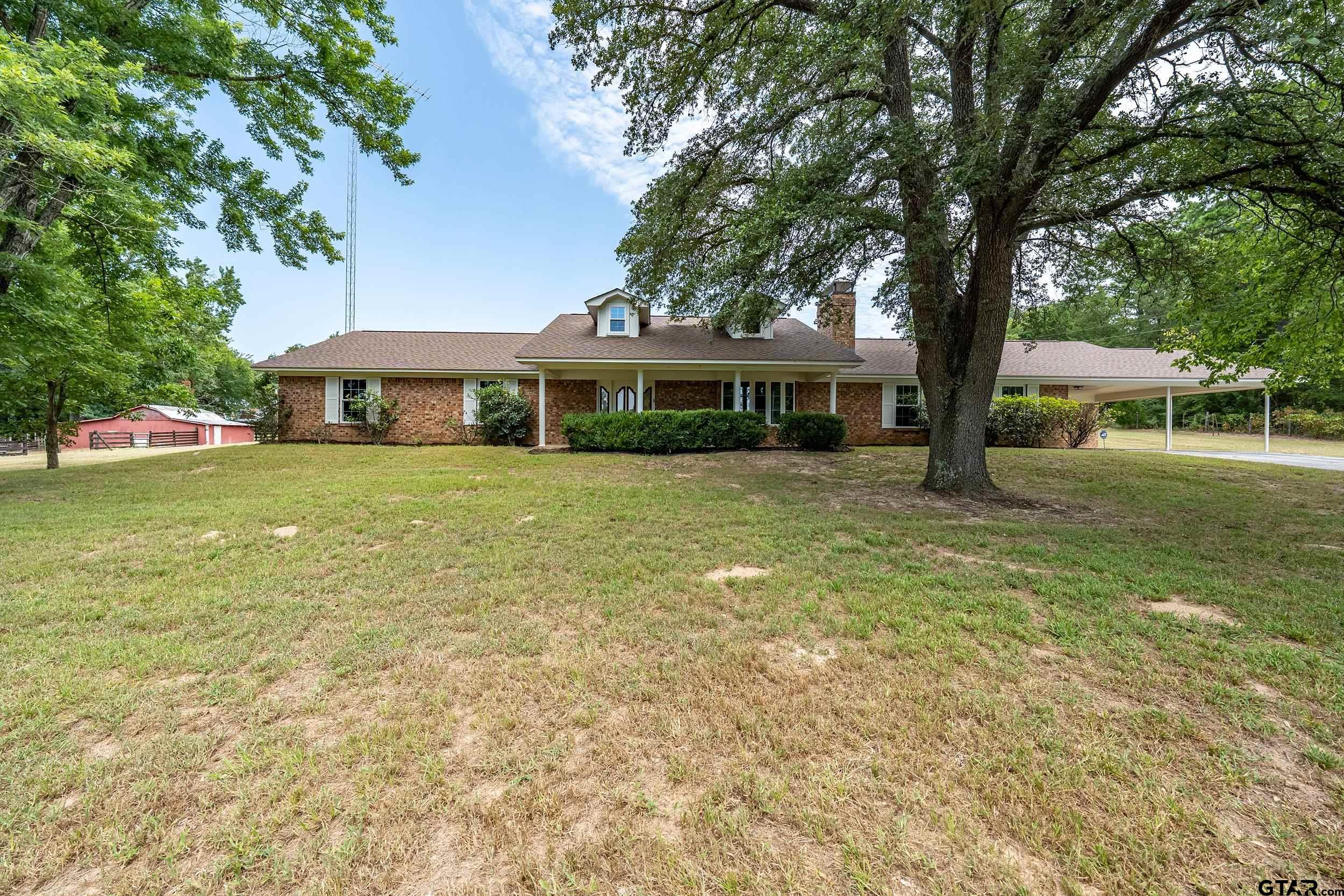 15911 Us Hwy 79 E Property Photo 1