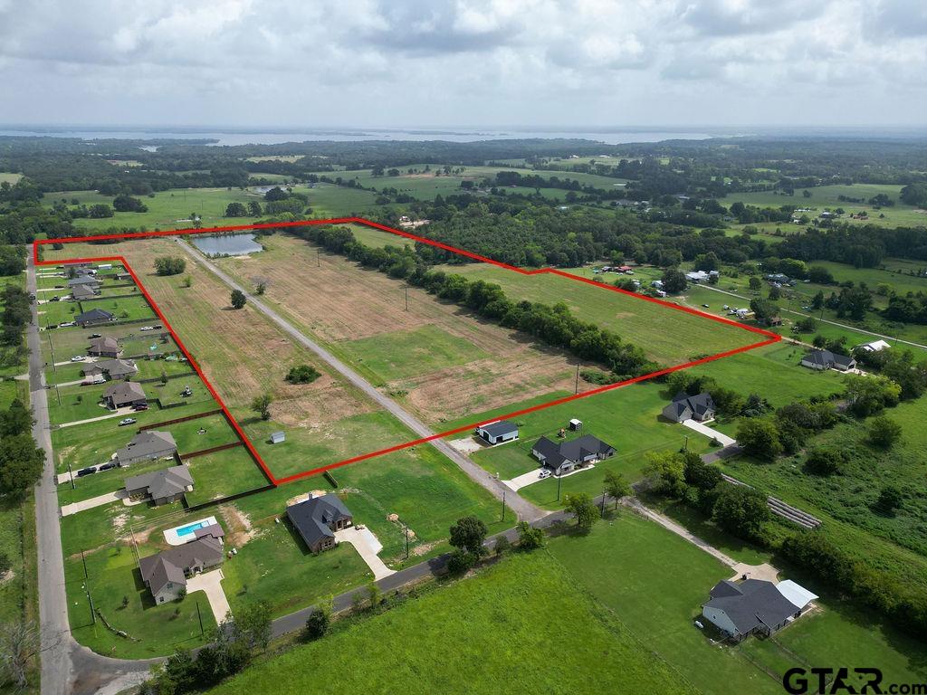 000 Pr 5617 Lot 28 Property Photo 2