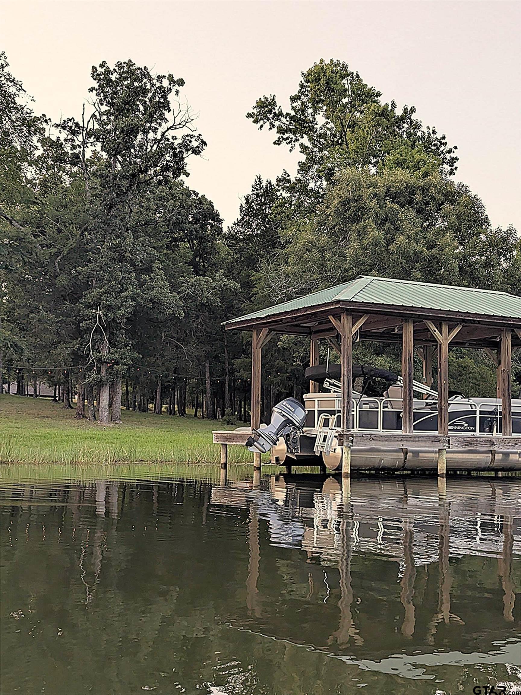 0 Striper Cover Property Photo 7