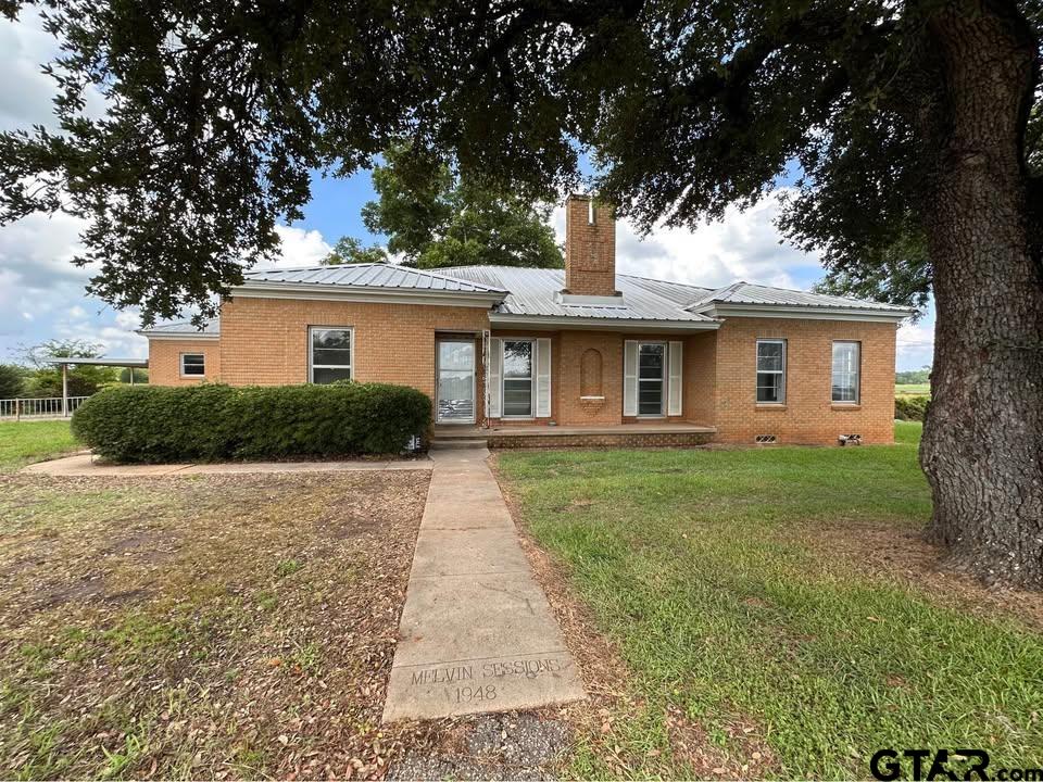 963 S Marcus St. (us Hwy 69) Property Photo 1