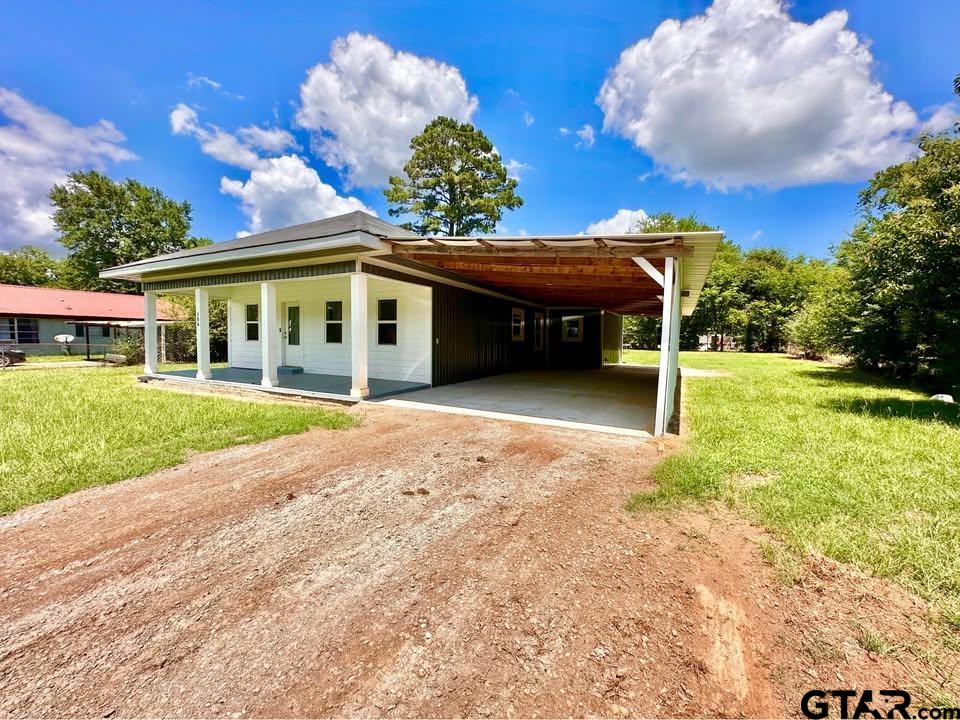 156 Sycamore Street Property Photo 1
