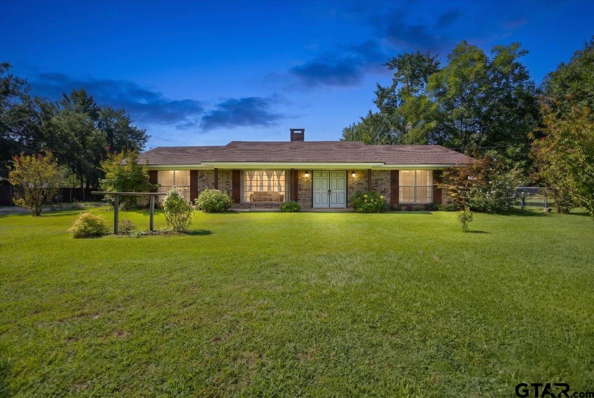 1367 Fm 49 Property Photo 1