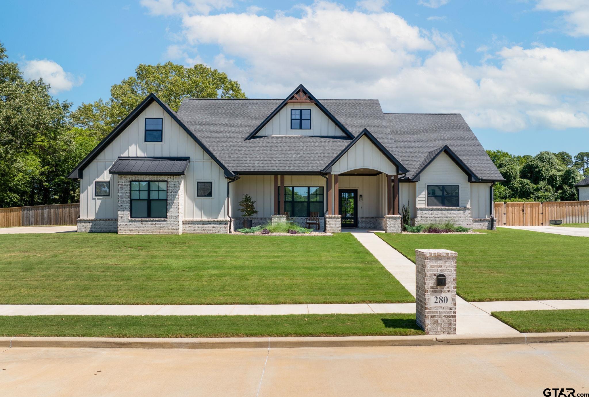 280 White-N-Gail