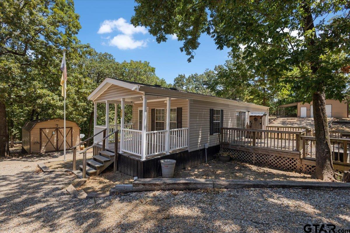 170 Private Road 5387 Property Photo 1