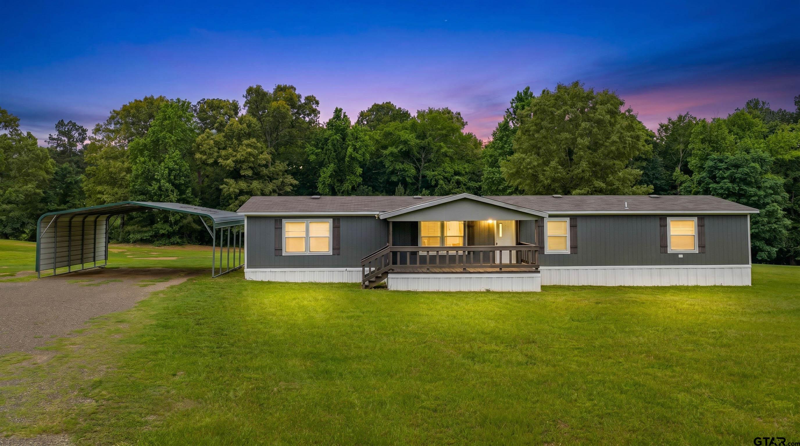 629 E Standpipe Property Photo 1