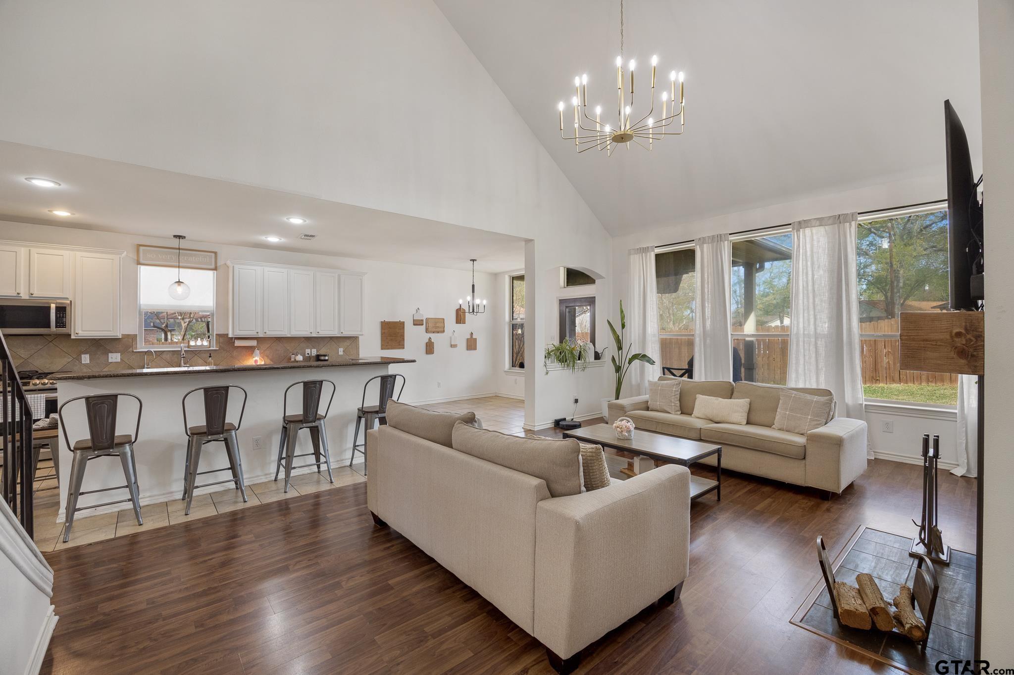 310 Rosebrook Cir