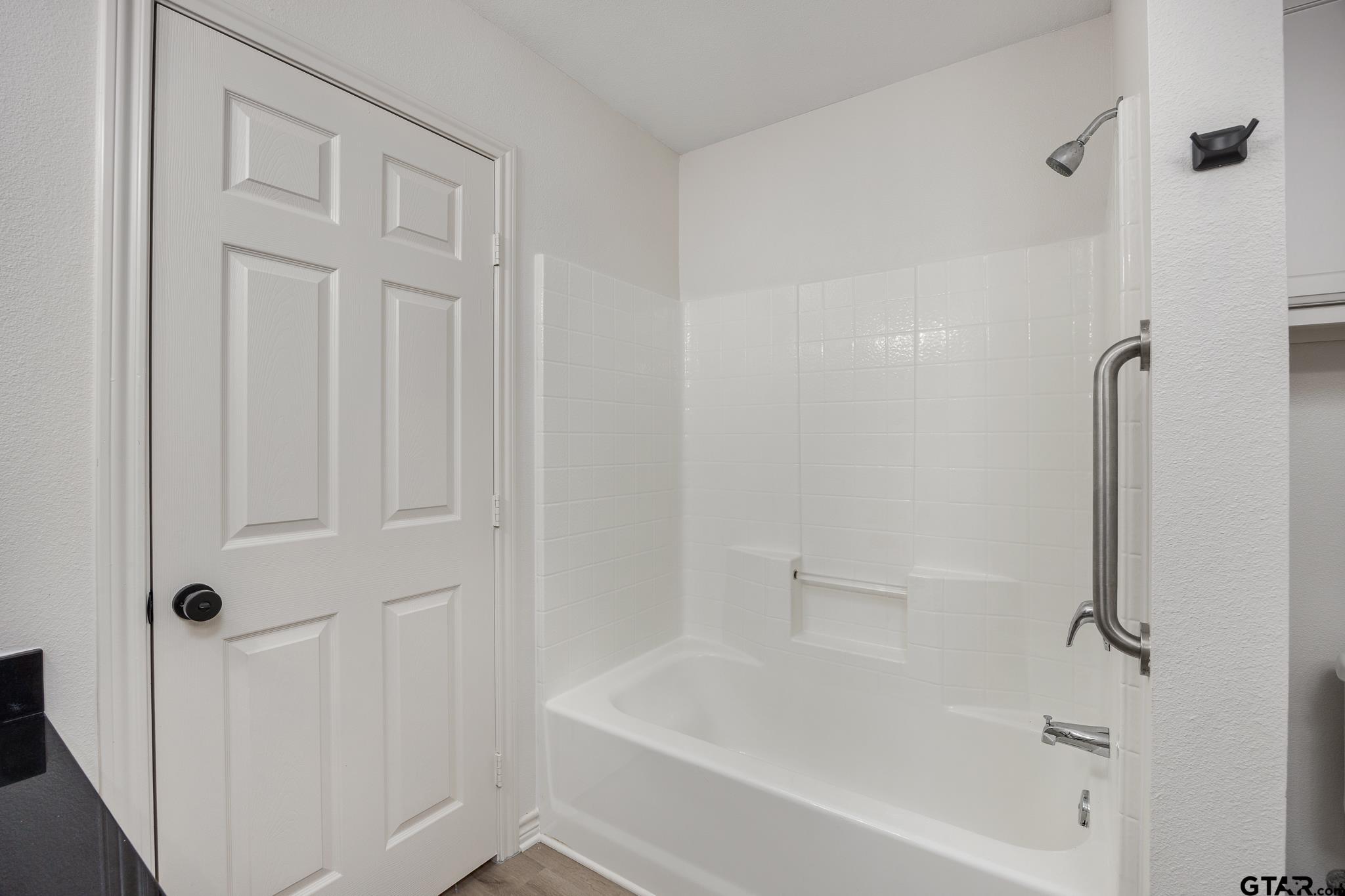 6808 Cr 1215 Property Photo 19