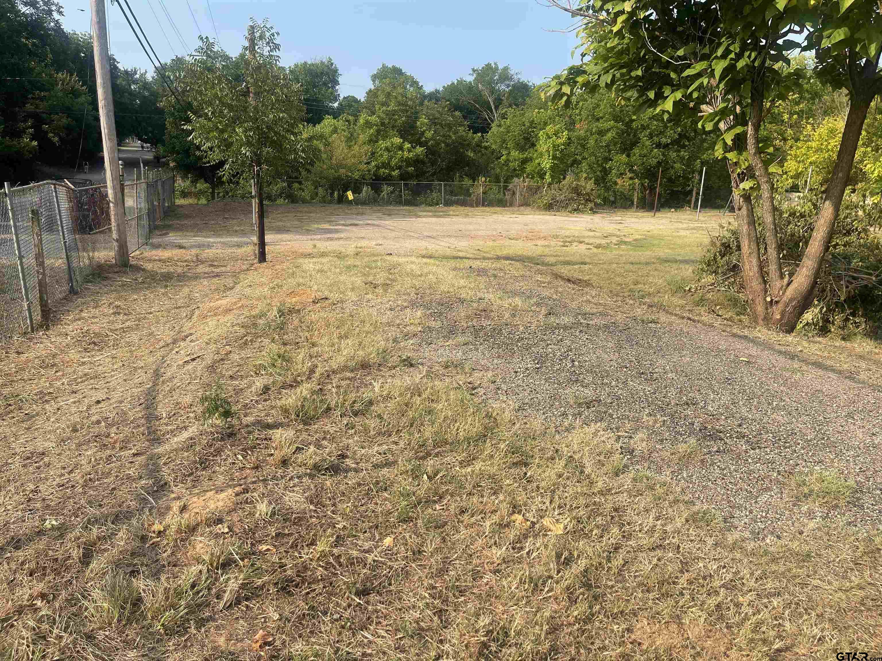 512 S Johnson Property Photo 5