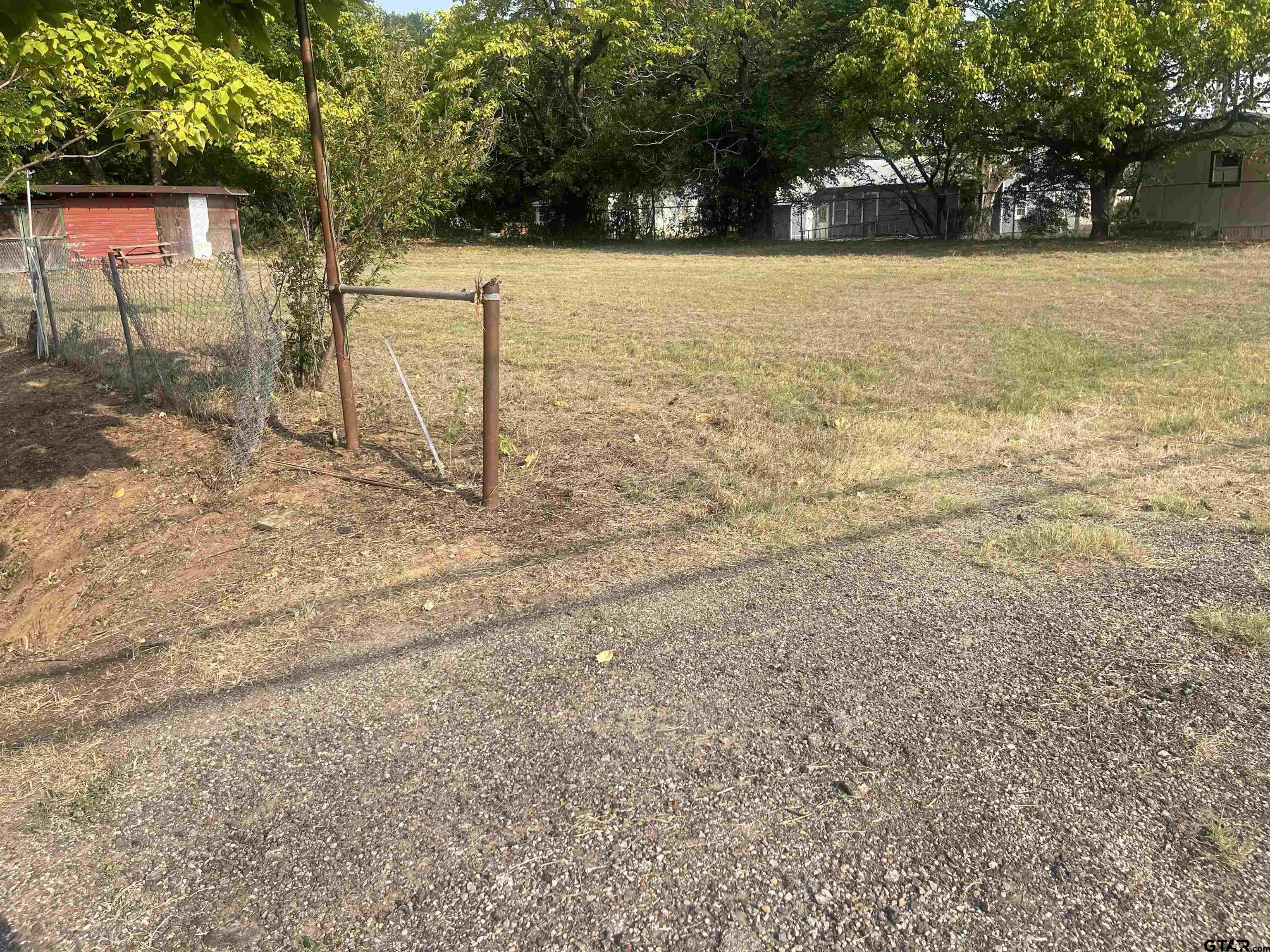 512 S Johnson Property Photo 9