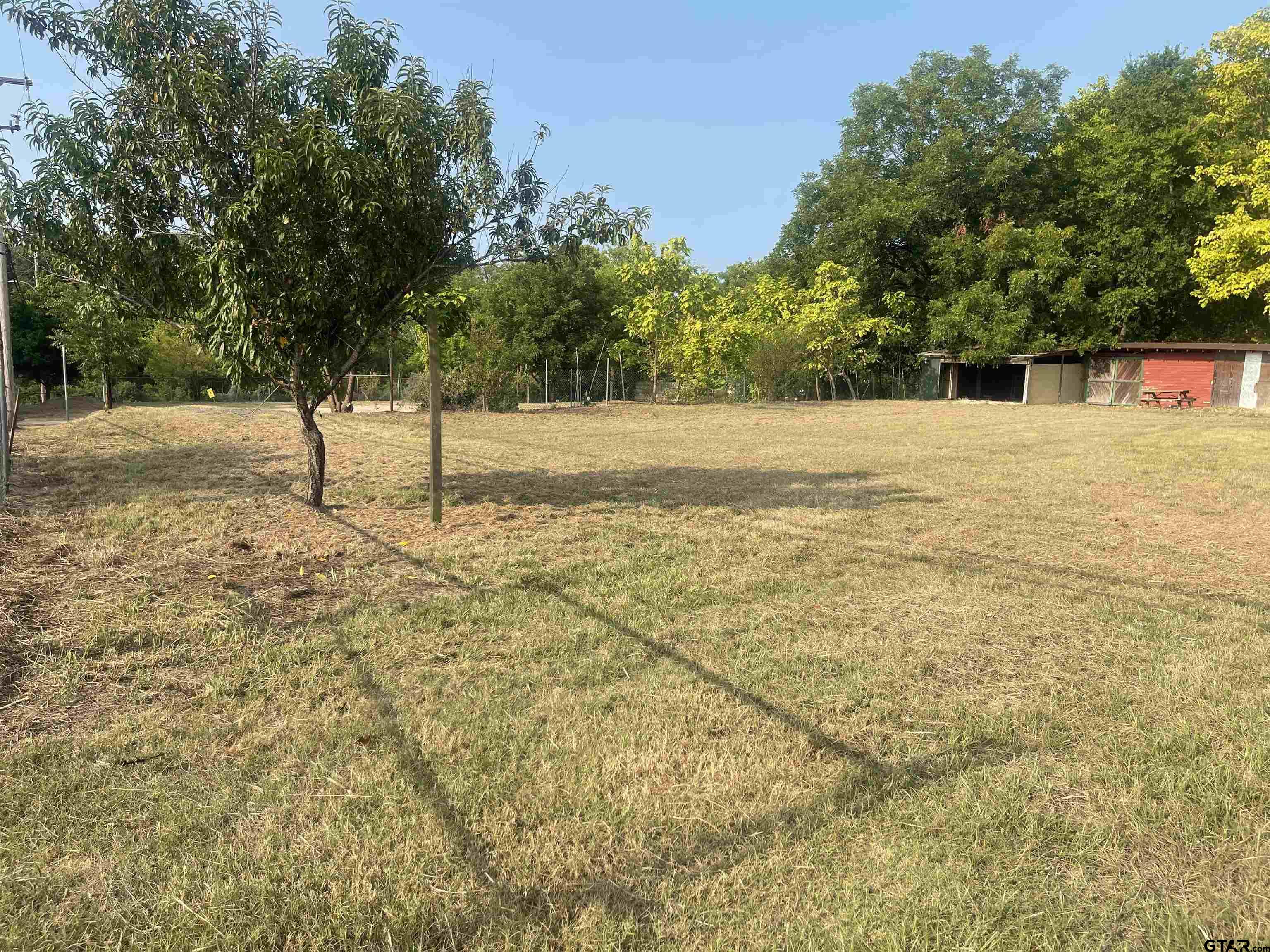 512 S Johnson Property Photo 20