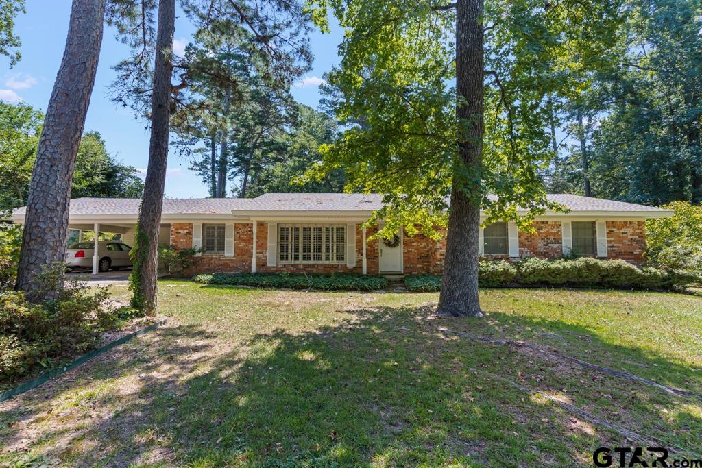 1315 Greenway
