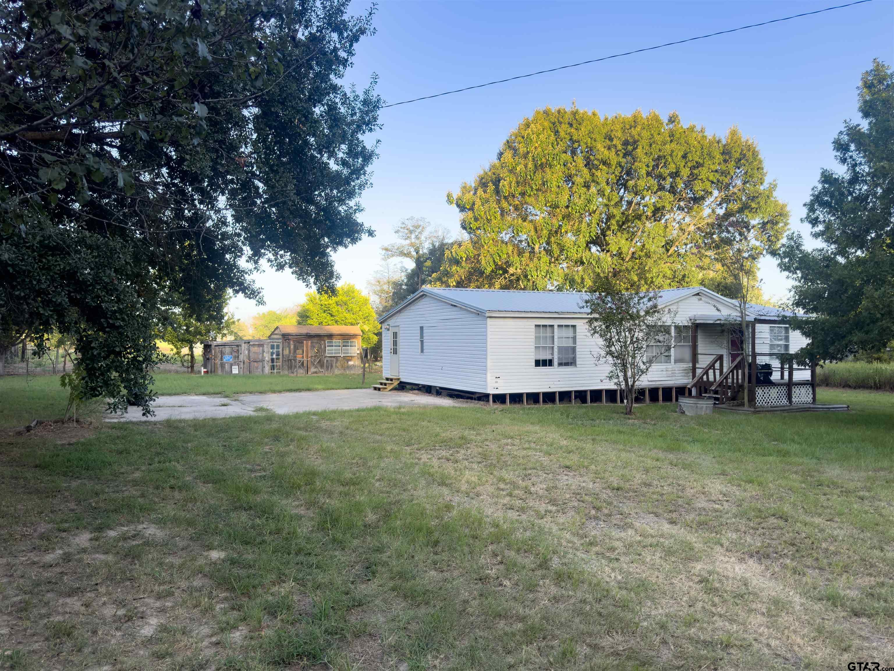 655 Cr 2650 Property Photo 1