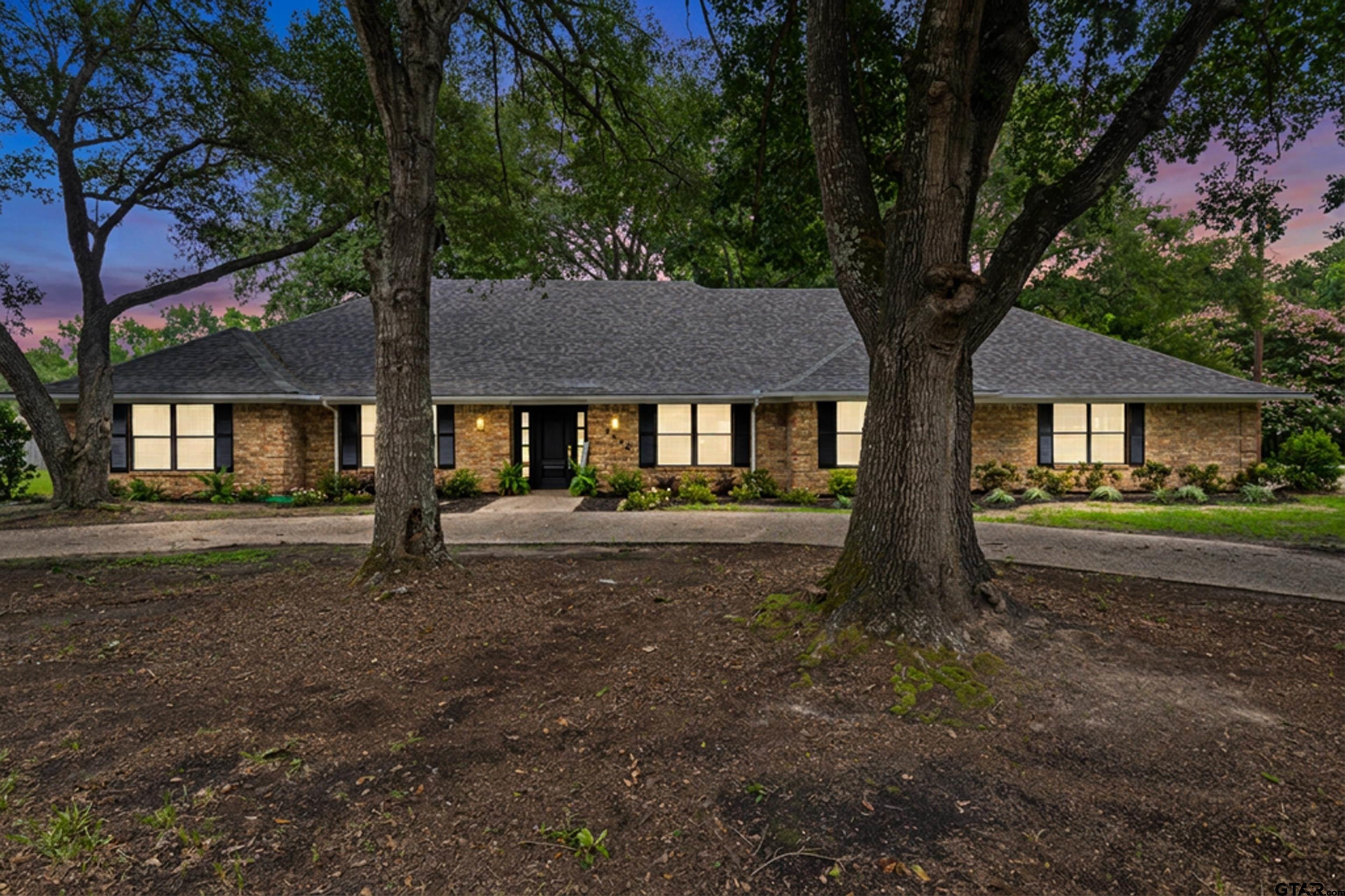 8620 Auburn Drive