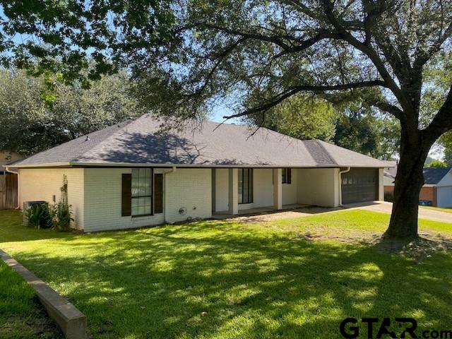 911 Kyle Drive Property Photo 1