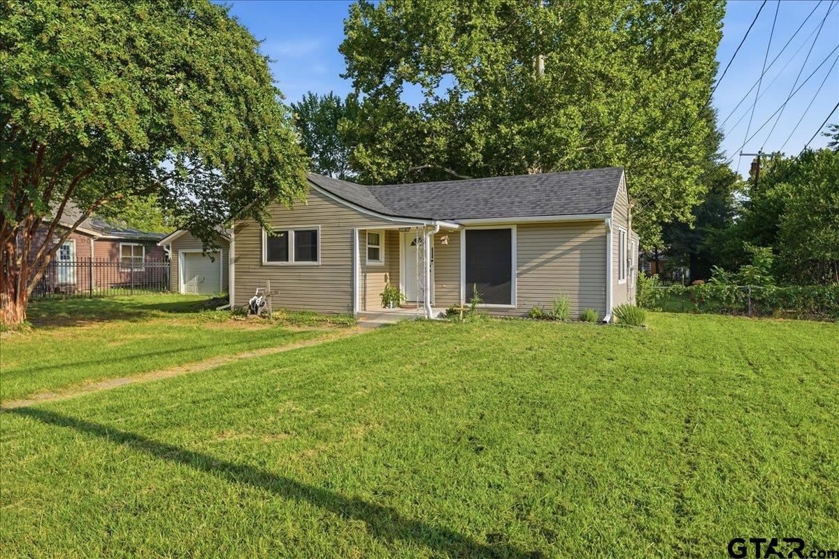 201 Braziel Property Photo 1